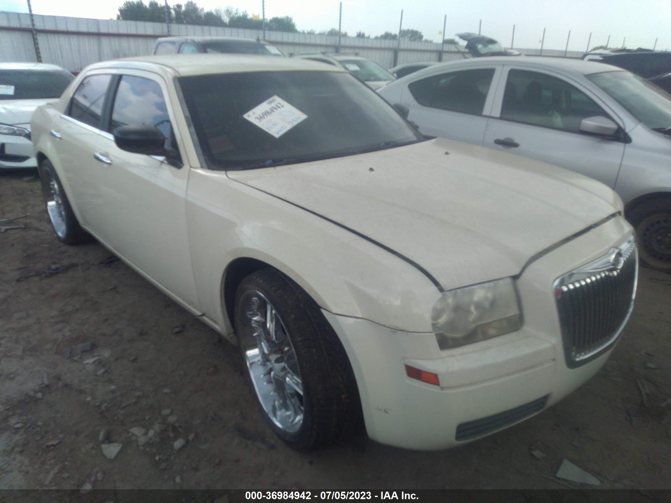 CHRYSLER 300 2007 2c3ka43r87h823762