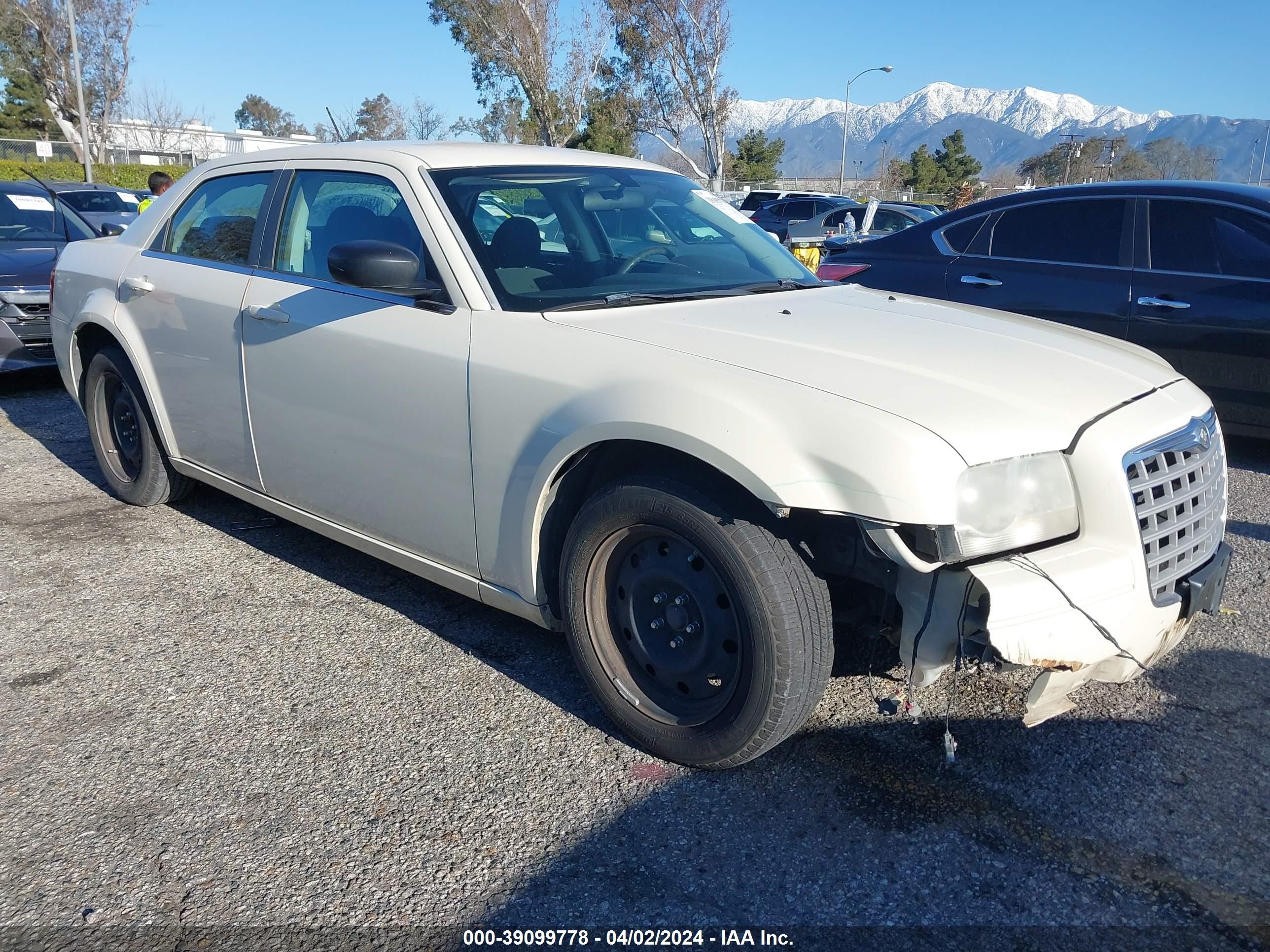 CHRYSLER 300 2008 2c3ka43r98h192750