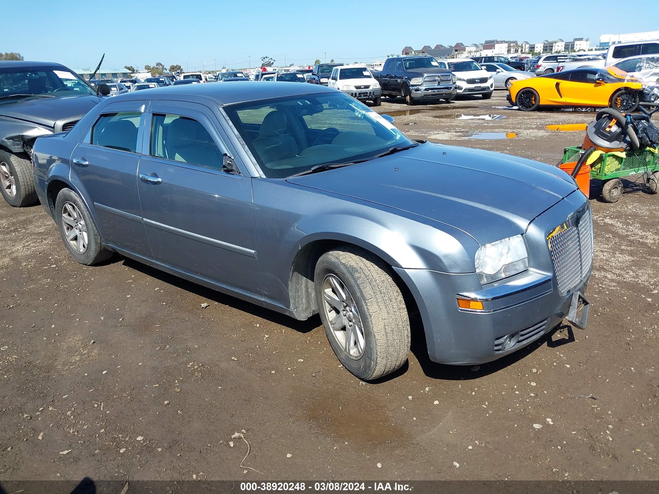 CHRYSLER 300 2006 2c3ka53g06h518100