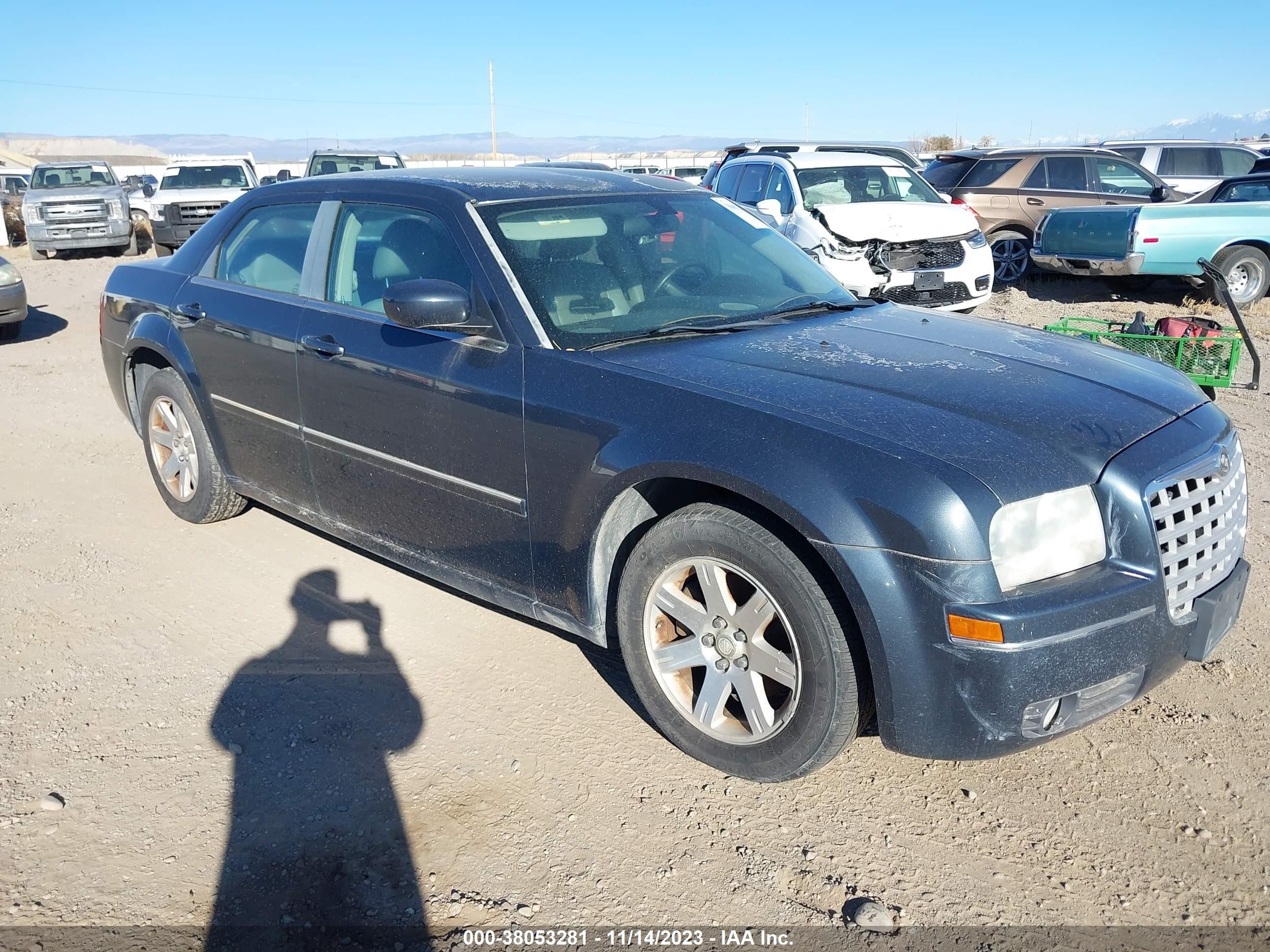 CHRYSLER 300 2007 2c3ka53g07h715155