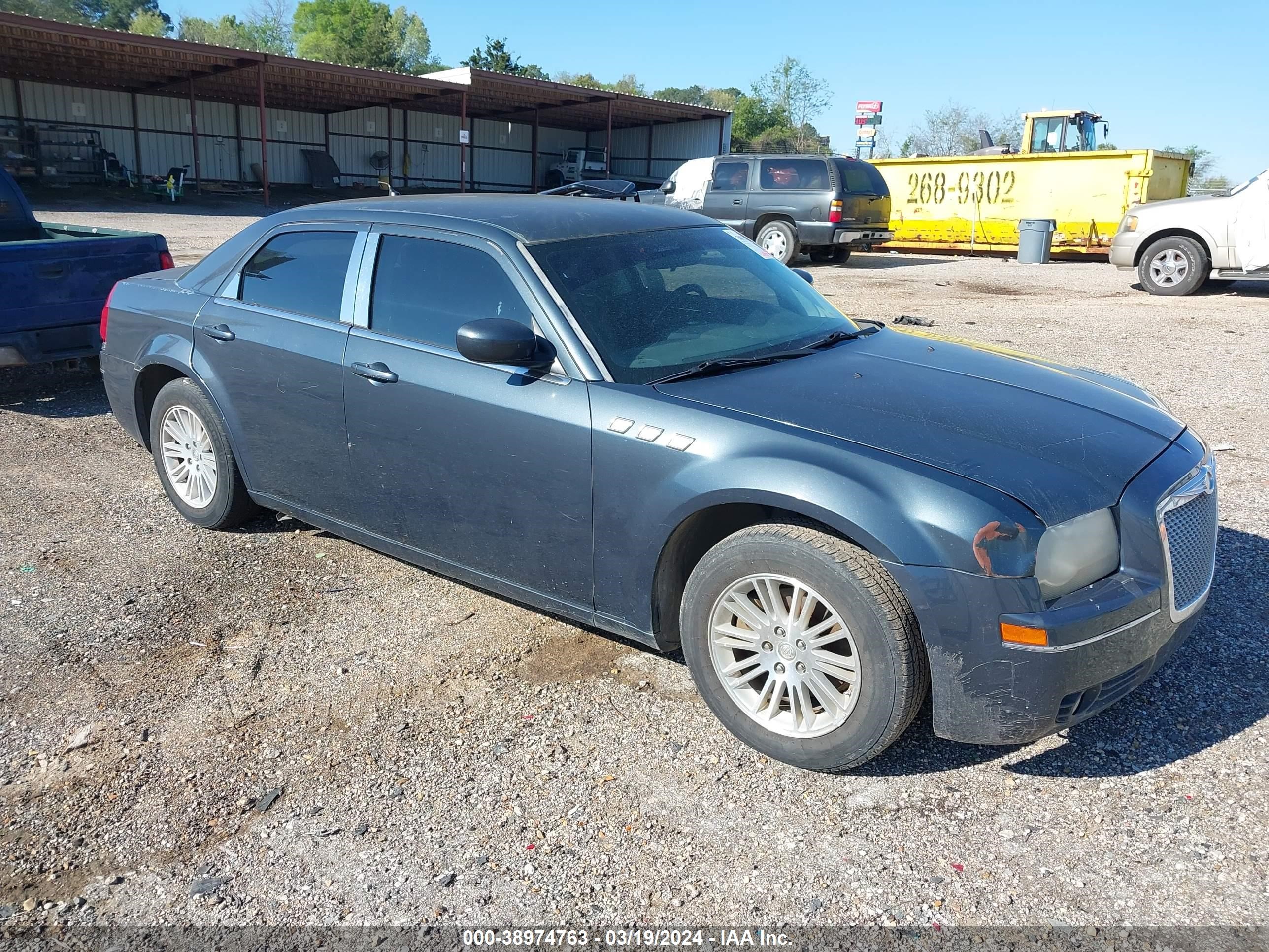 CHRYSLER 300 2008 2c3ka53g08h220844