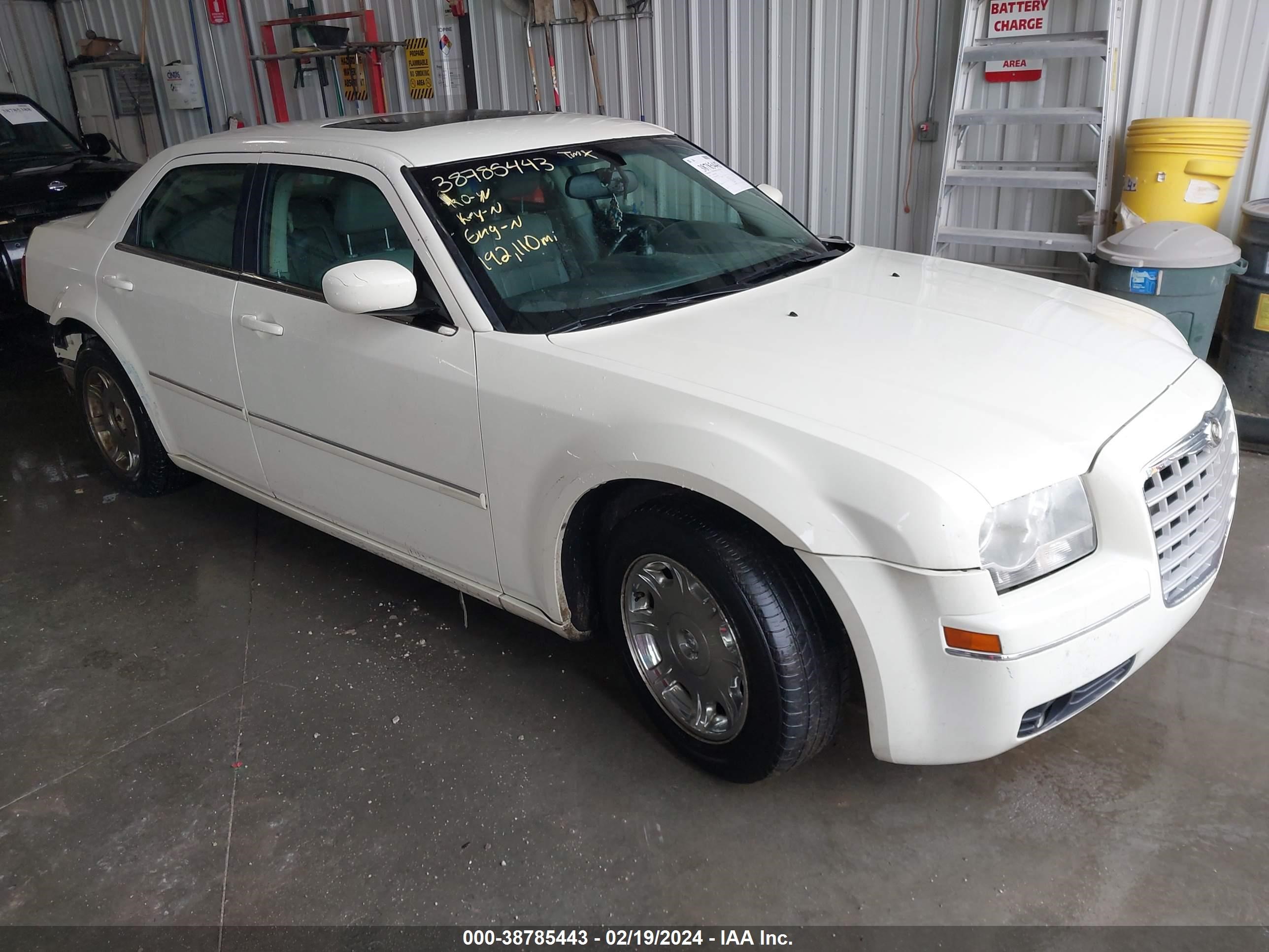 CHRYSLER 300 2006 2c3ka53g16h167598