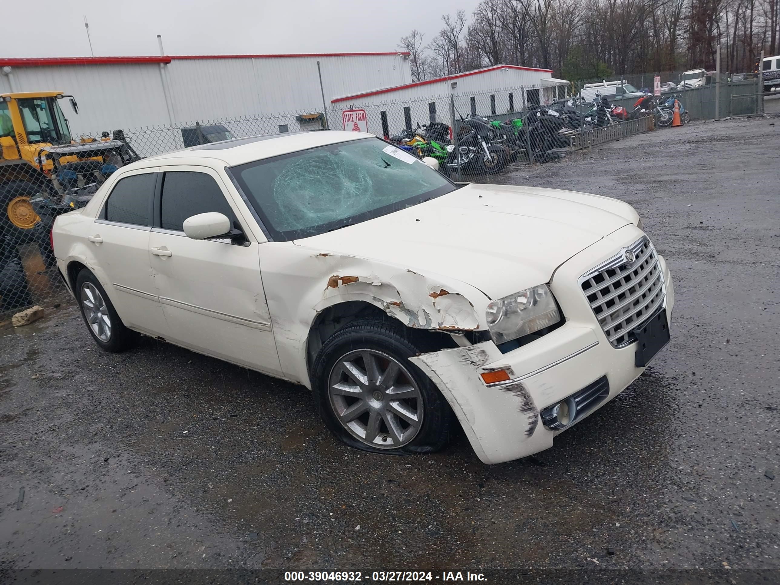 CHRYSLER 300 2007 2c3ka53g17h896704