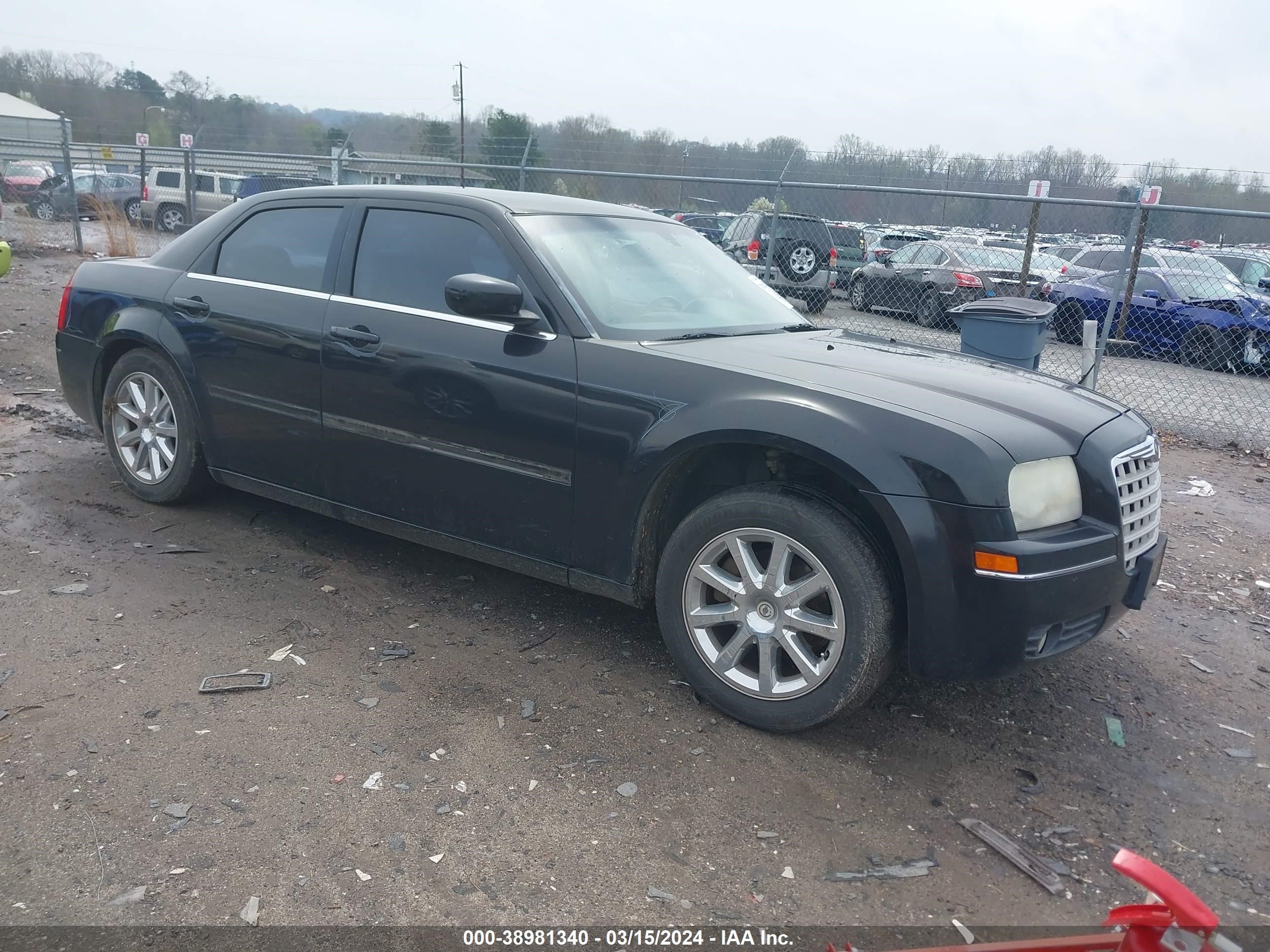 CHRYSLER 300 2007 2c3ka53g27h802801