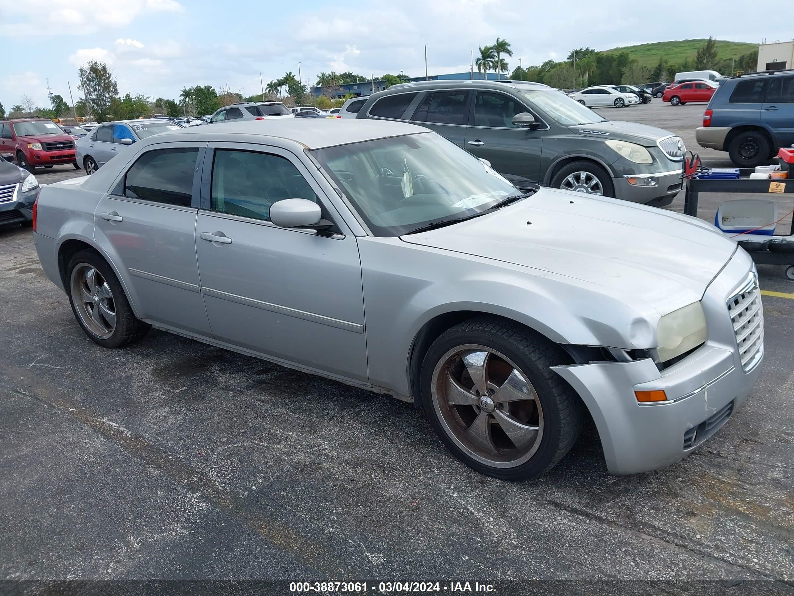 CHRYSLER 300 2007 2c3ka53g47h613387