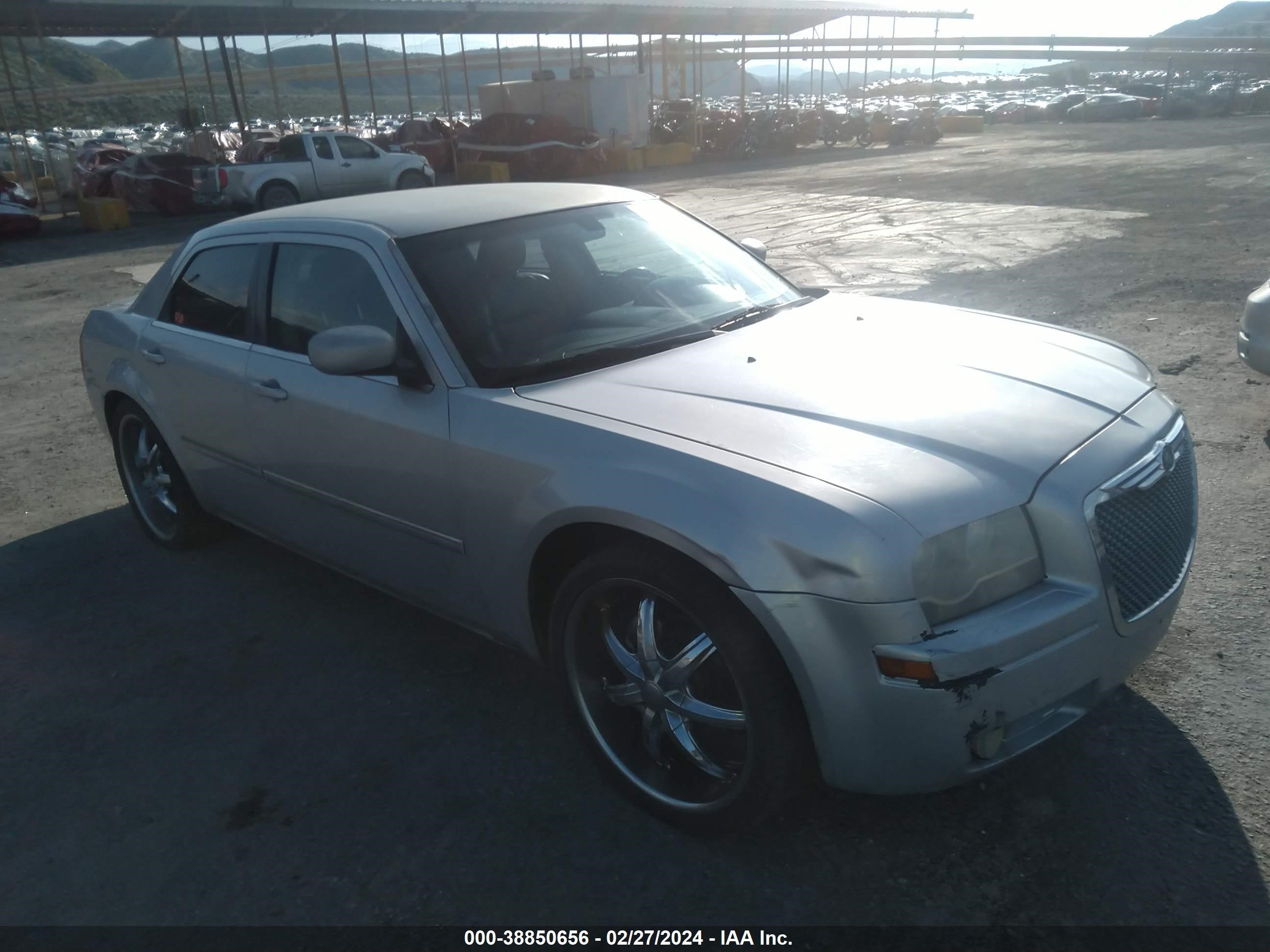 CHRYSLER 300 2006 2c3ka53g66h153888