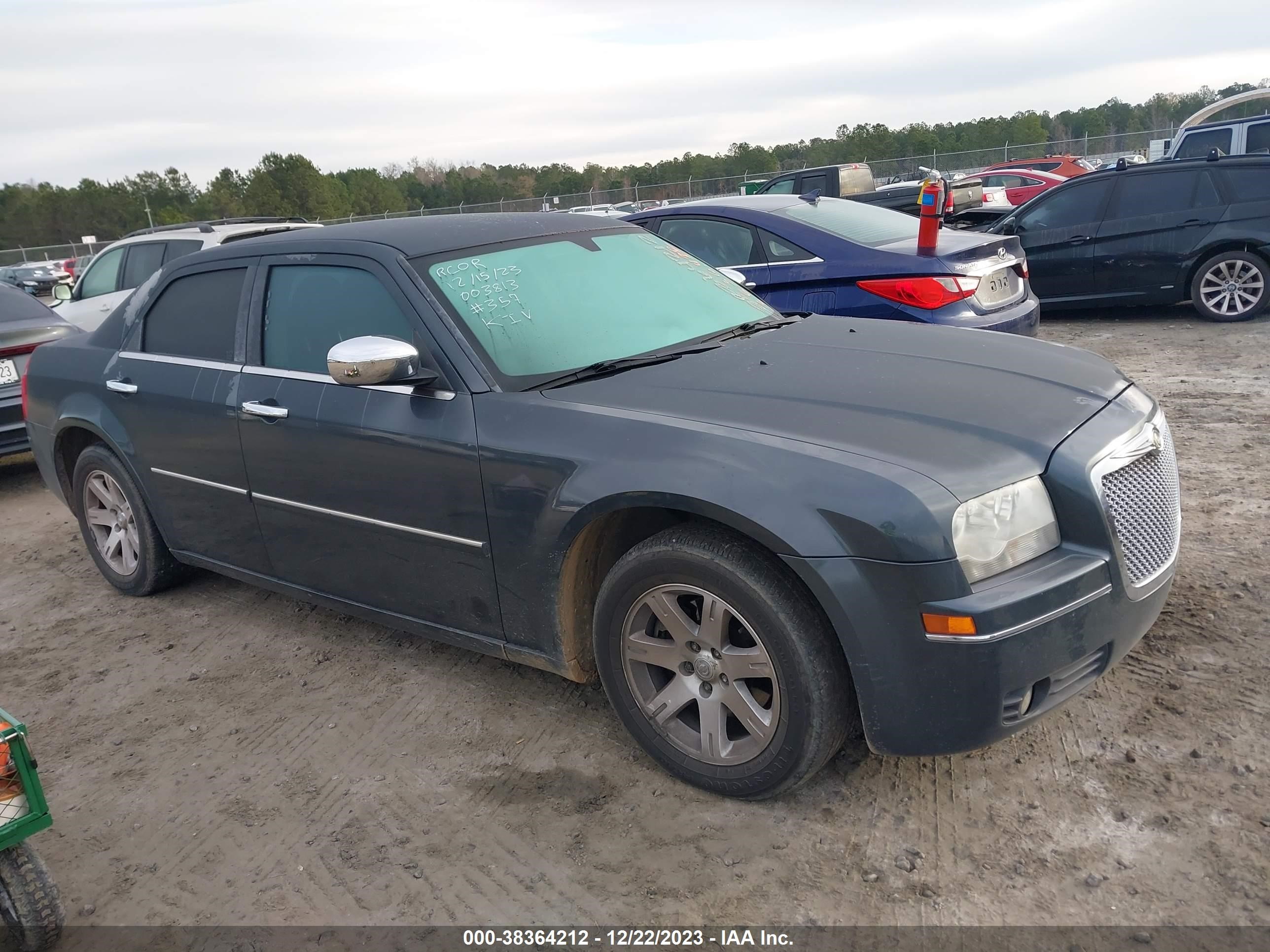 CHRYSLER 300 2007 2c3ka53g67h893491