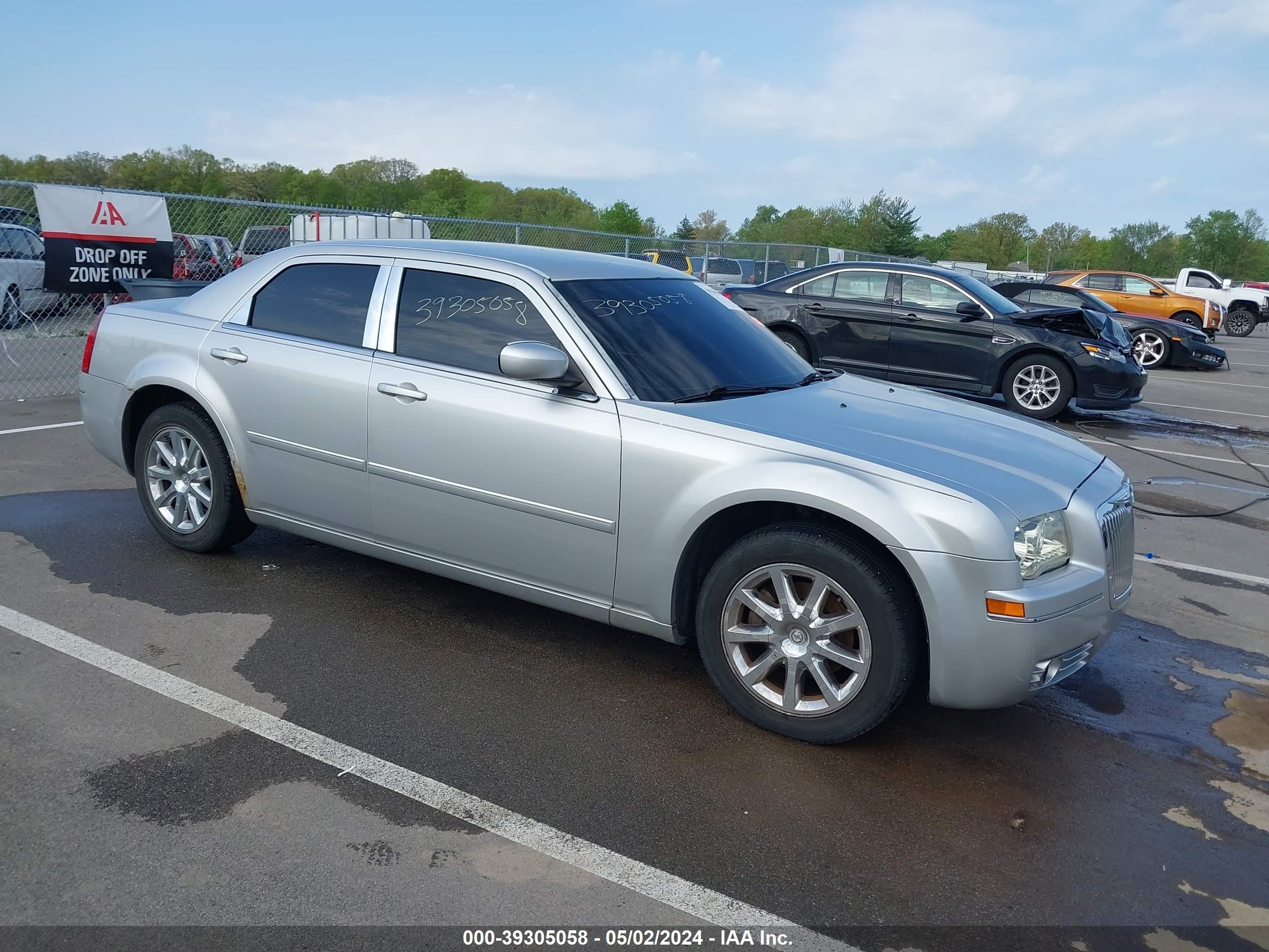 CHRYSLER 300 2007 2c3ka53g77h682249