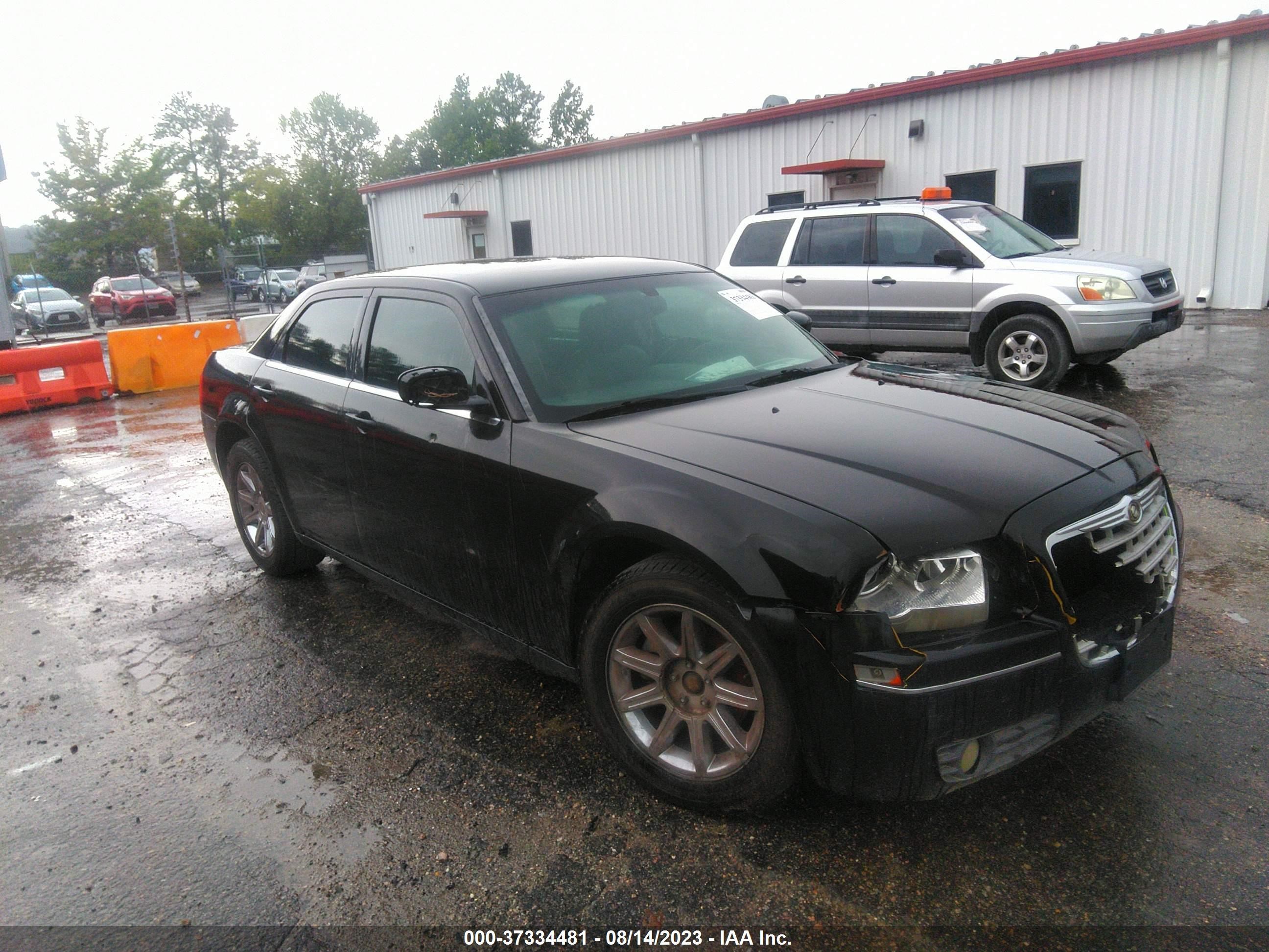 CHRYSLER 300 2007 2c3ka53g77h879468