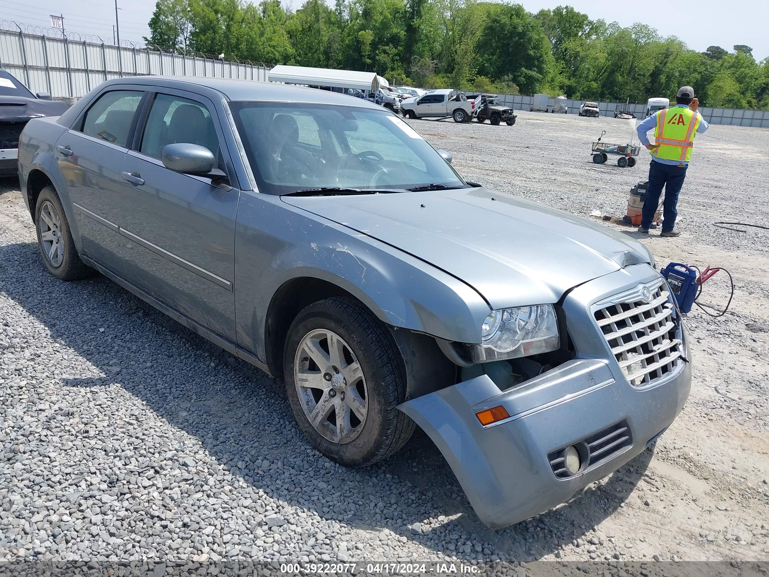 CHRYSLER 300 2007 2c3ka53g87h812863