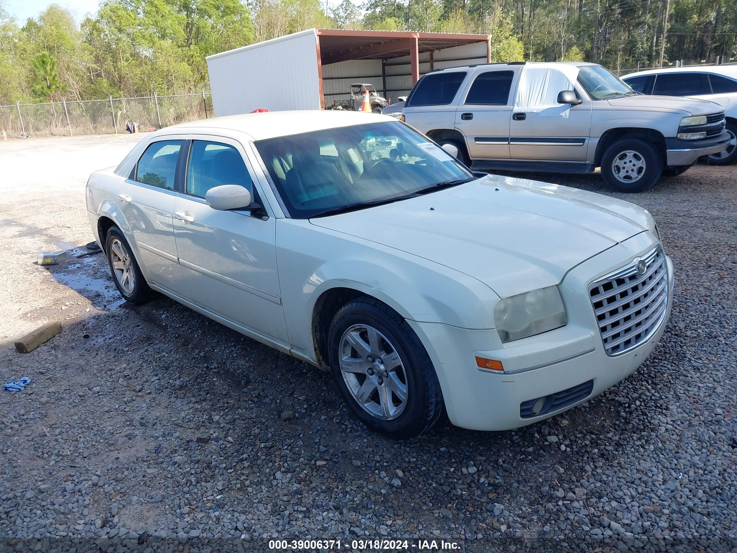 CHRYSLER 300 2007 2c3ka53g87h891953