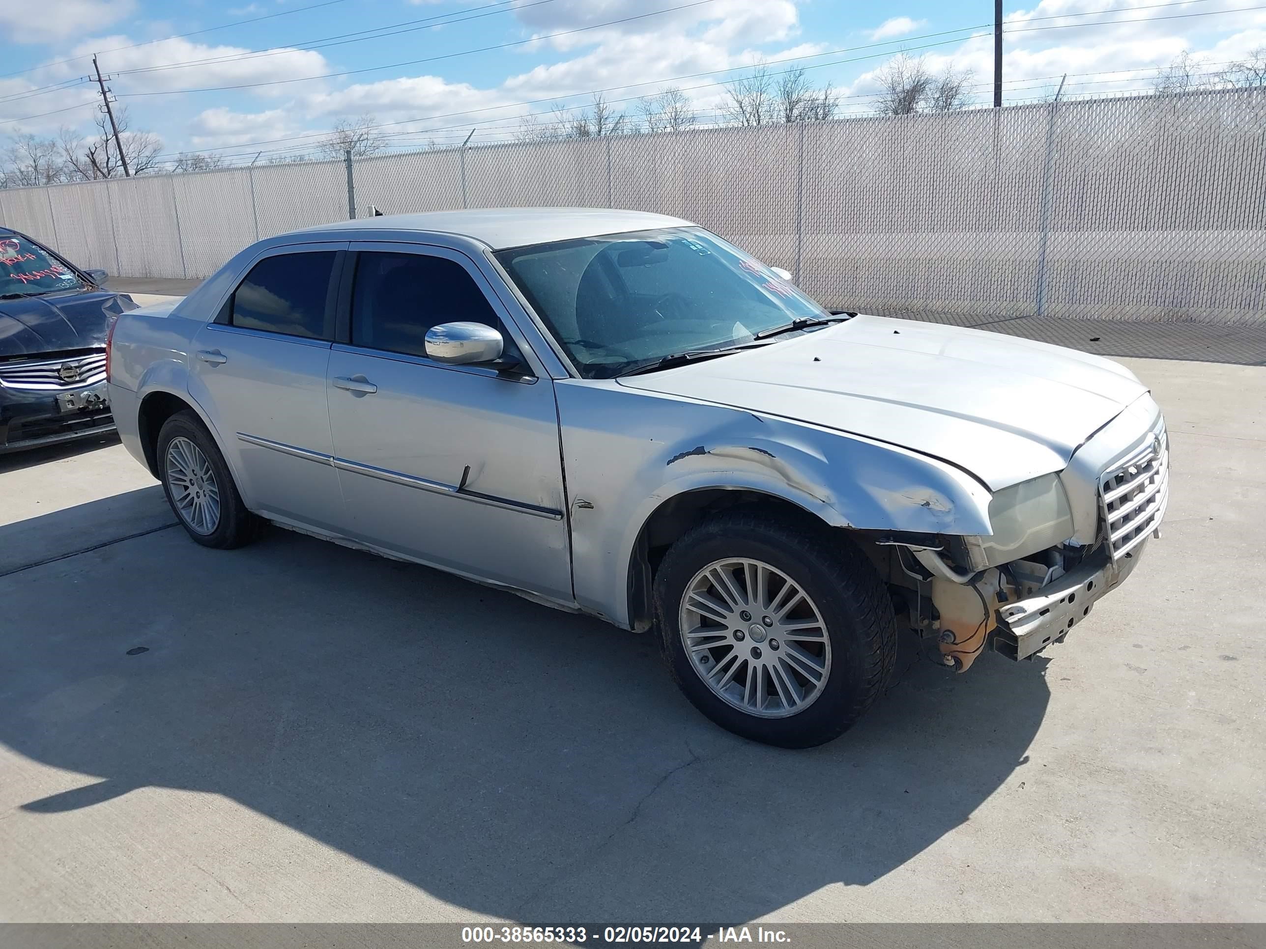 CHRYSLER 300 2008 2c3ka53g88h241232