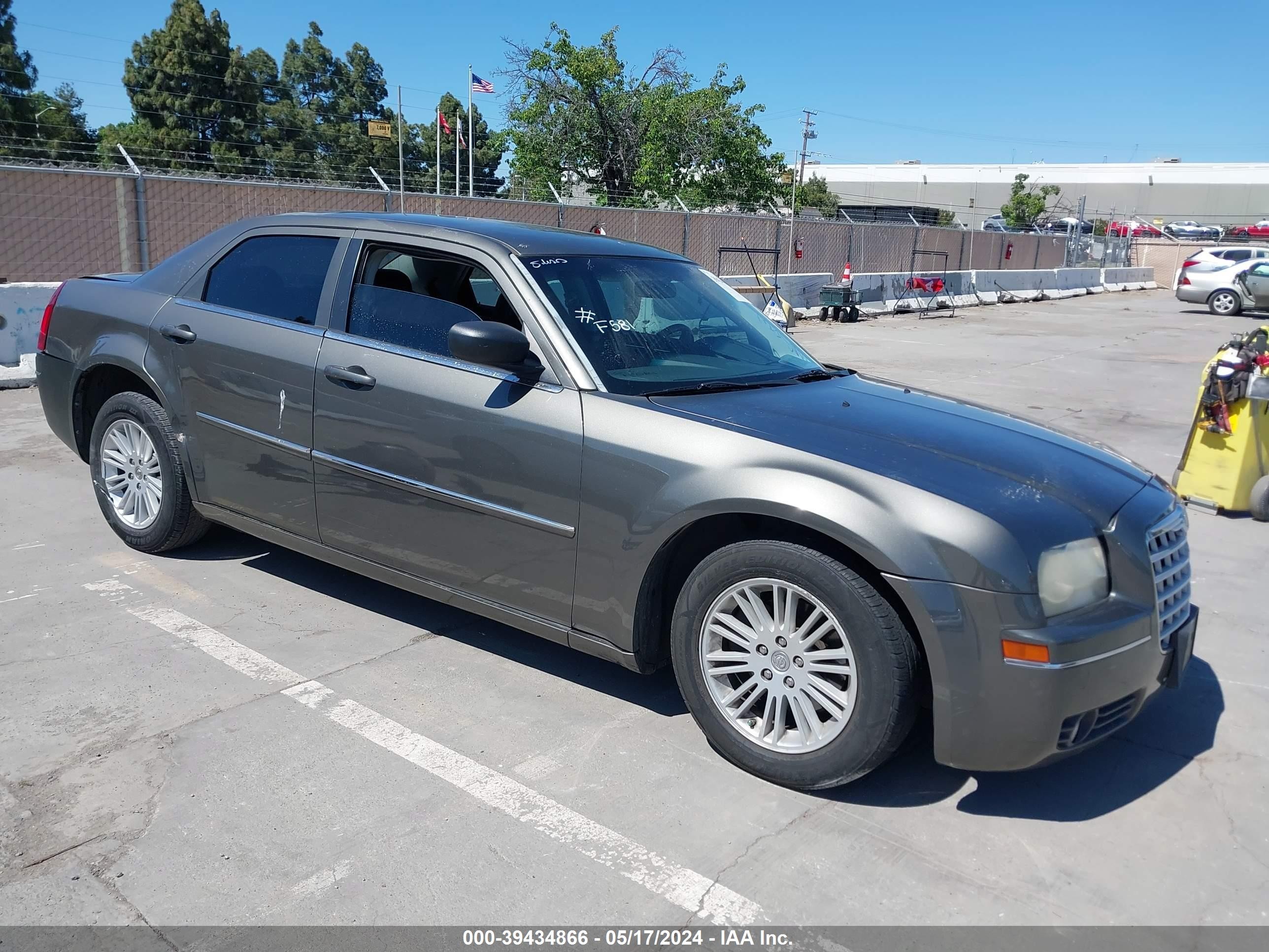 CHRYSLER 300 2009 2c3ka53v09h634786