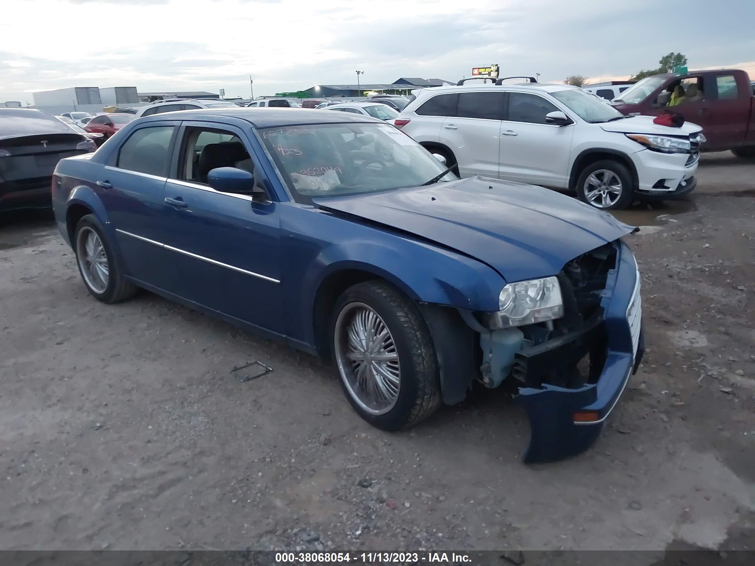 CHRYSLER 300 2009 2c3ka53v19h547799