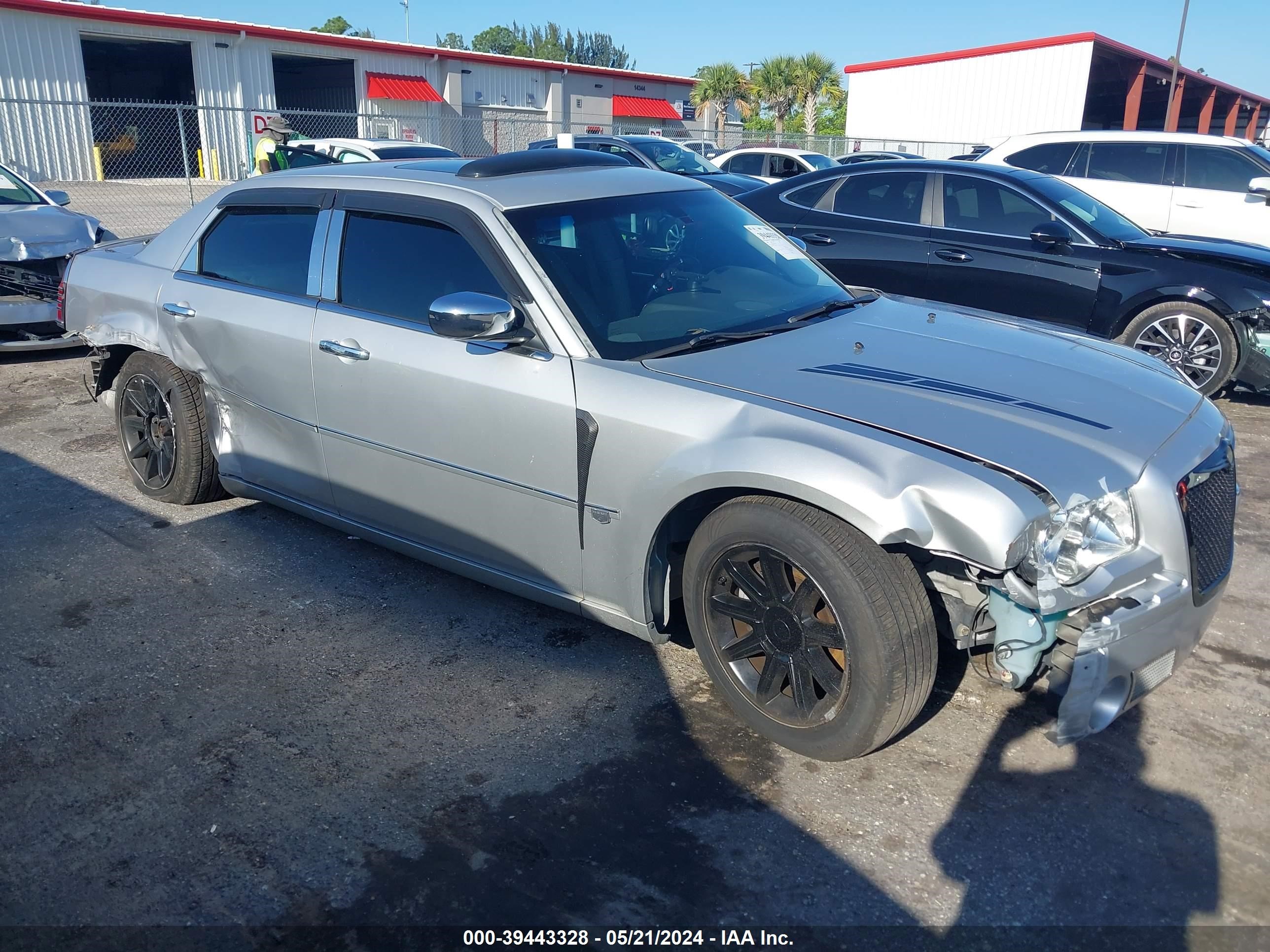 CHRYSLER 300C 2006 2c3ka63h06h535946