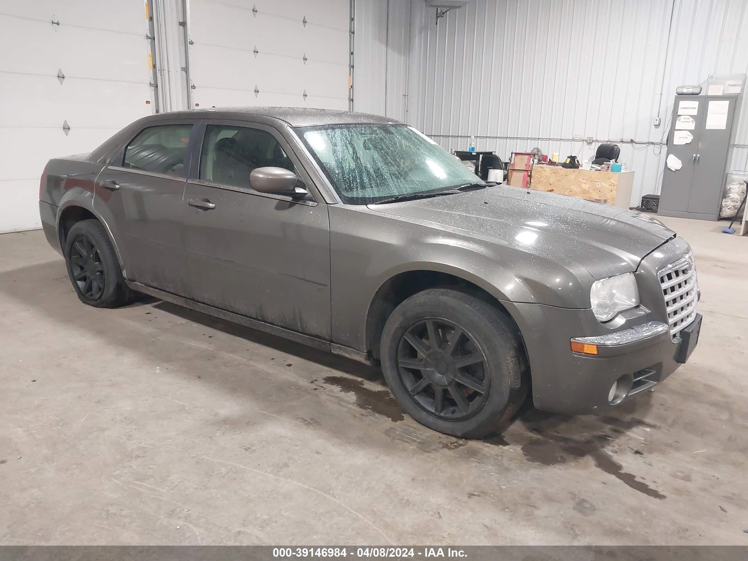 CHRYSLER 300 2008 2c3kk33g38h260322