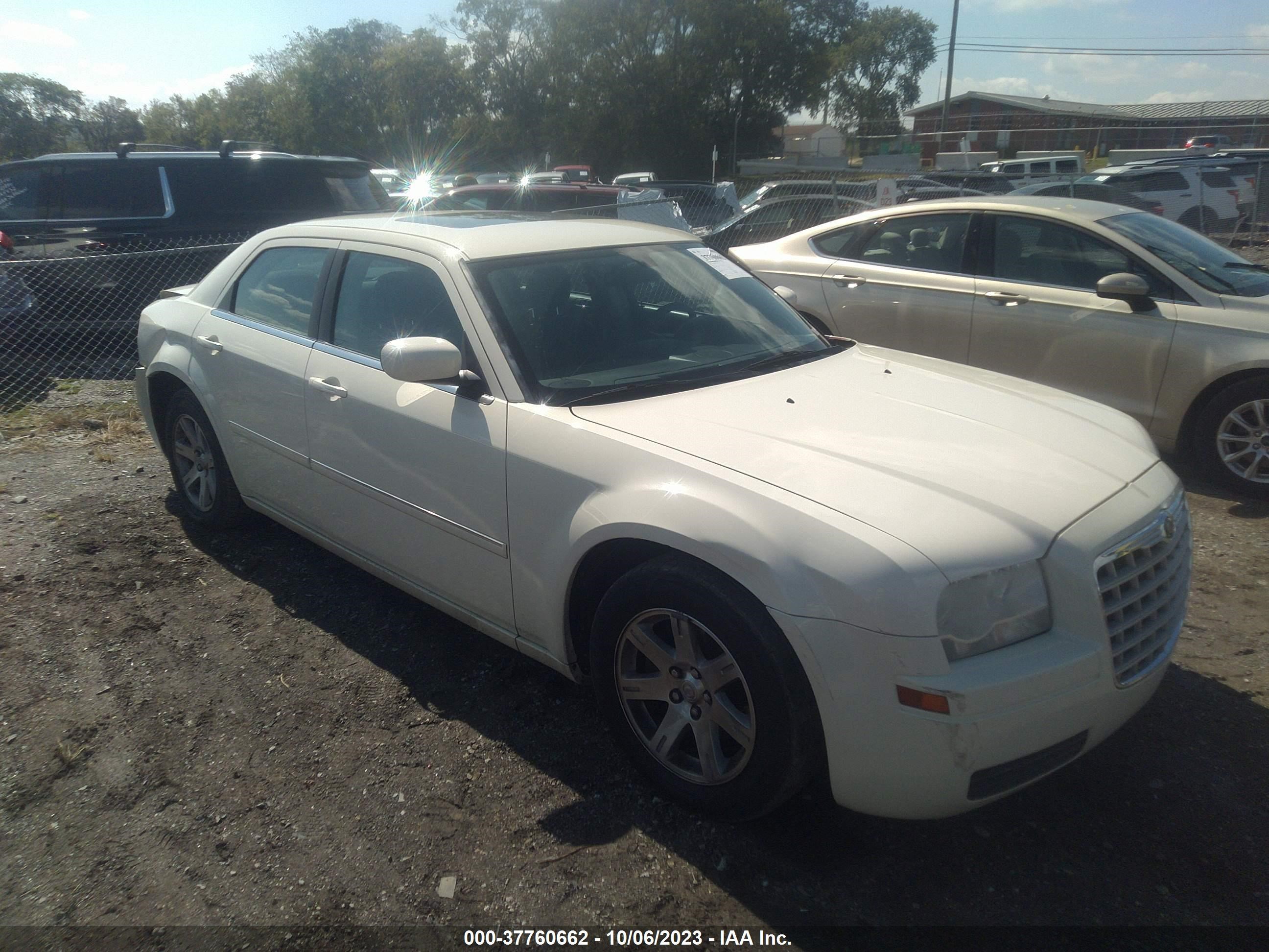 CHRYSLER 300 2007 2c3la43r27h860259