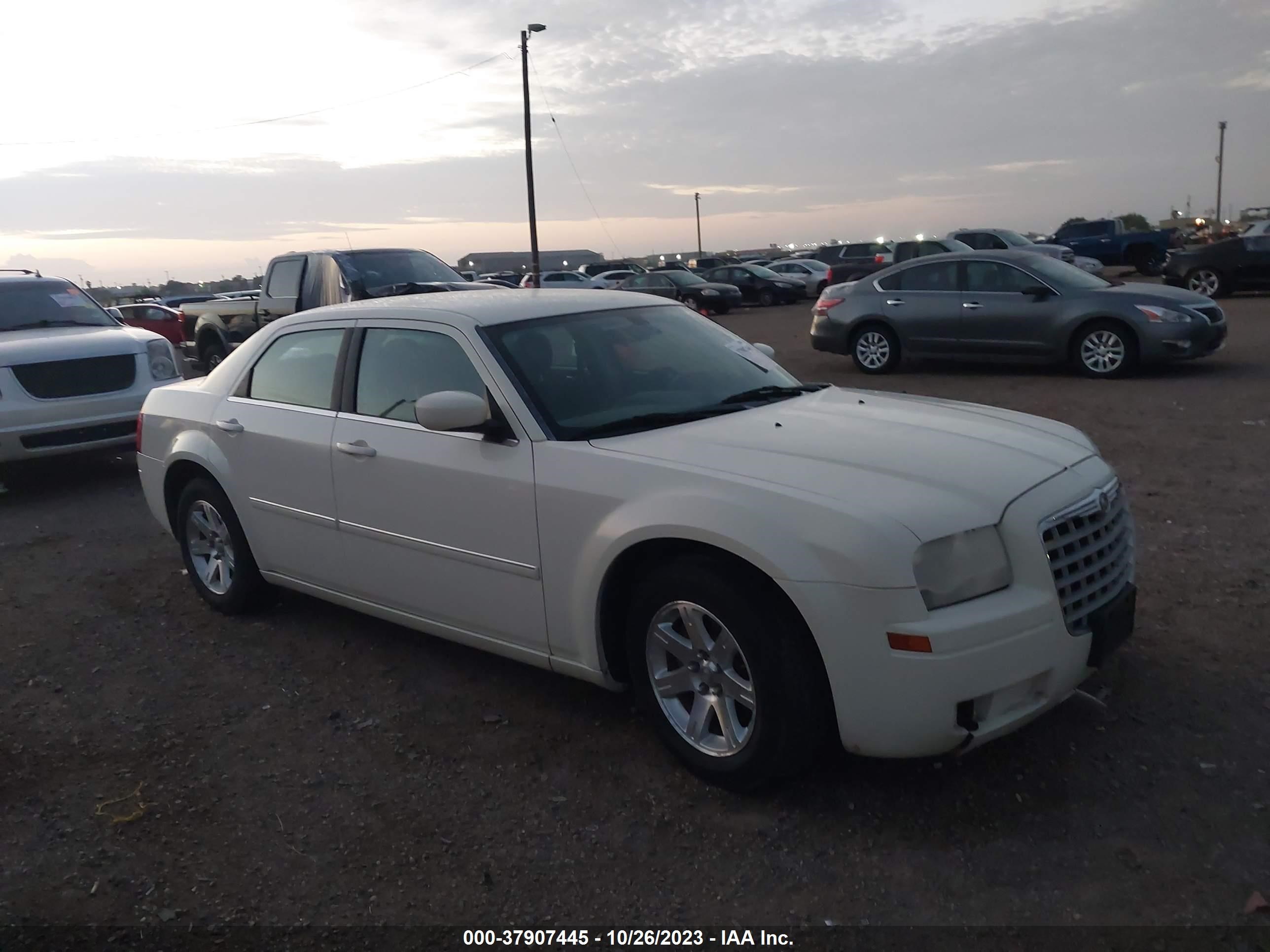 CHRYSLER 300 2007 2c3la43r37h880424