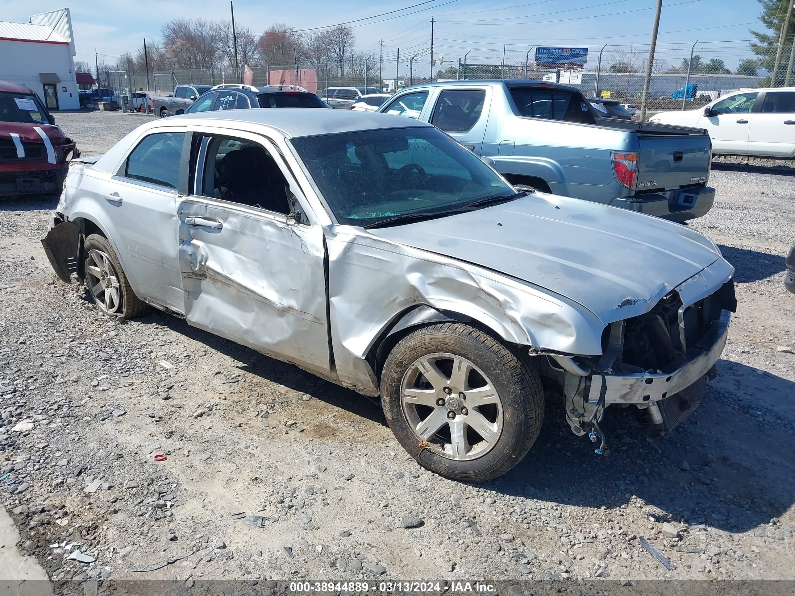 CHRYSLER 300 2006 2c3la43r56h273018