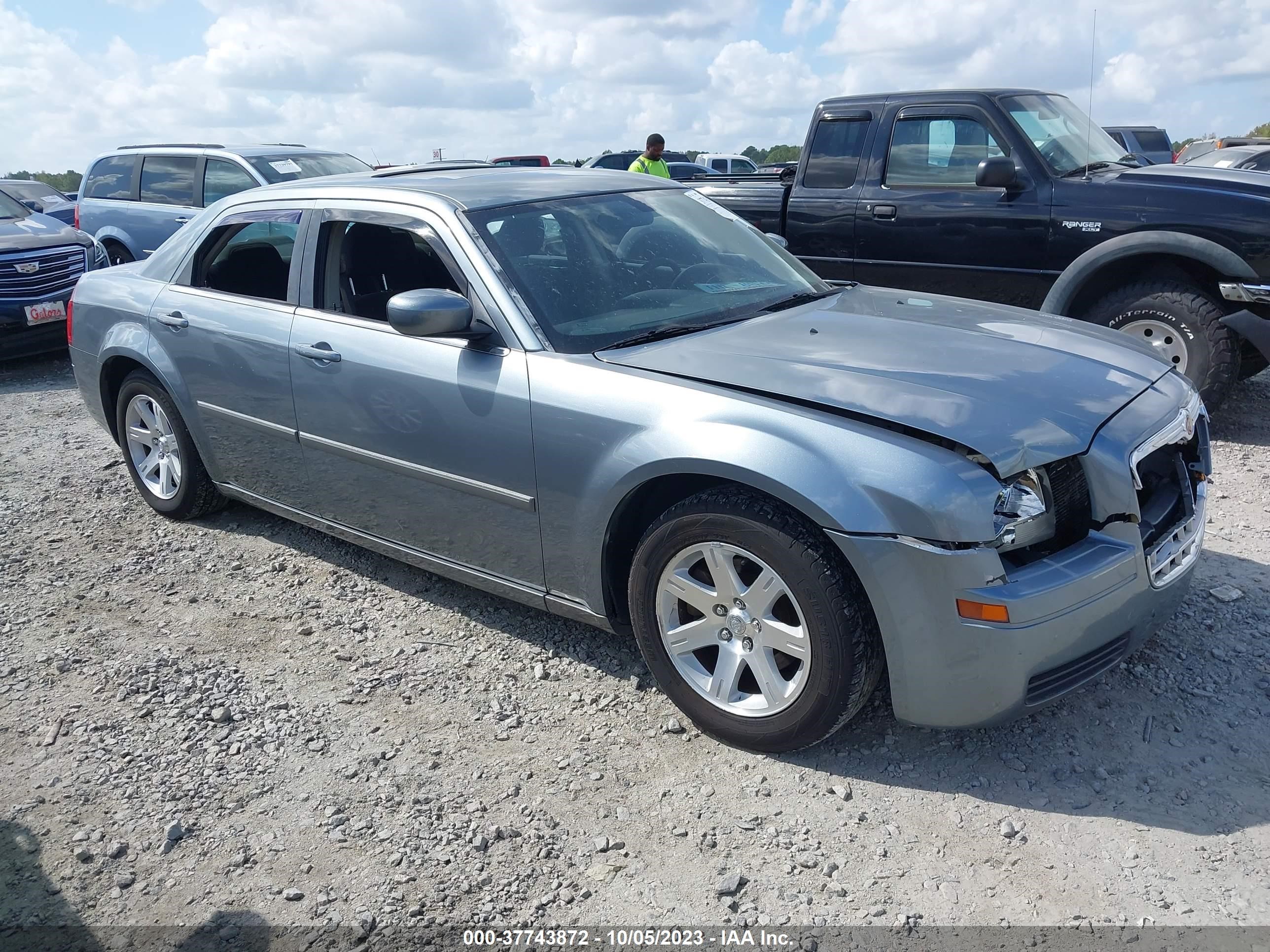 CHRYSLER 300 2007 2c3la43r87h860234