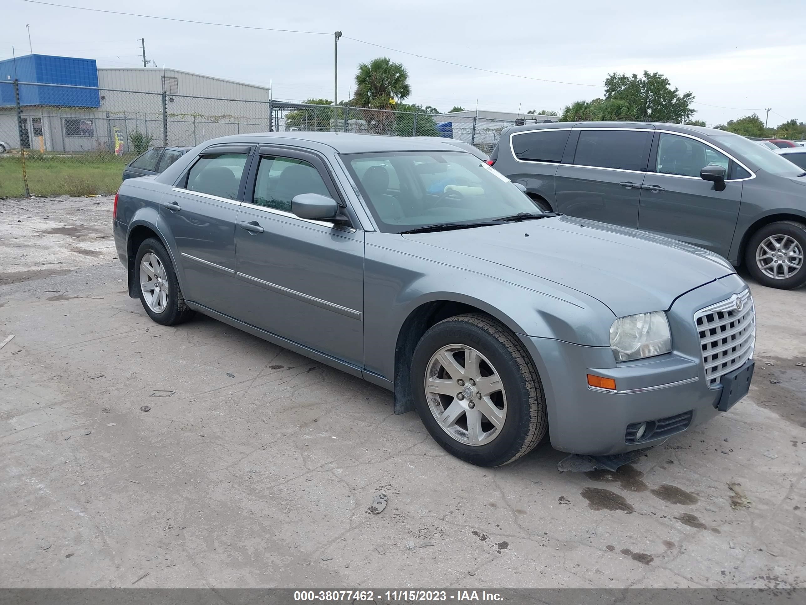 CHRYSLER 300 2007 2c3la53g47h651707