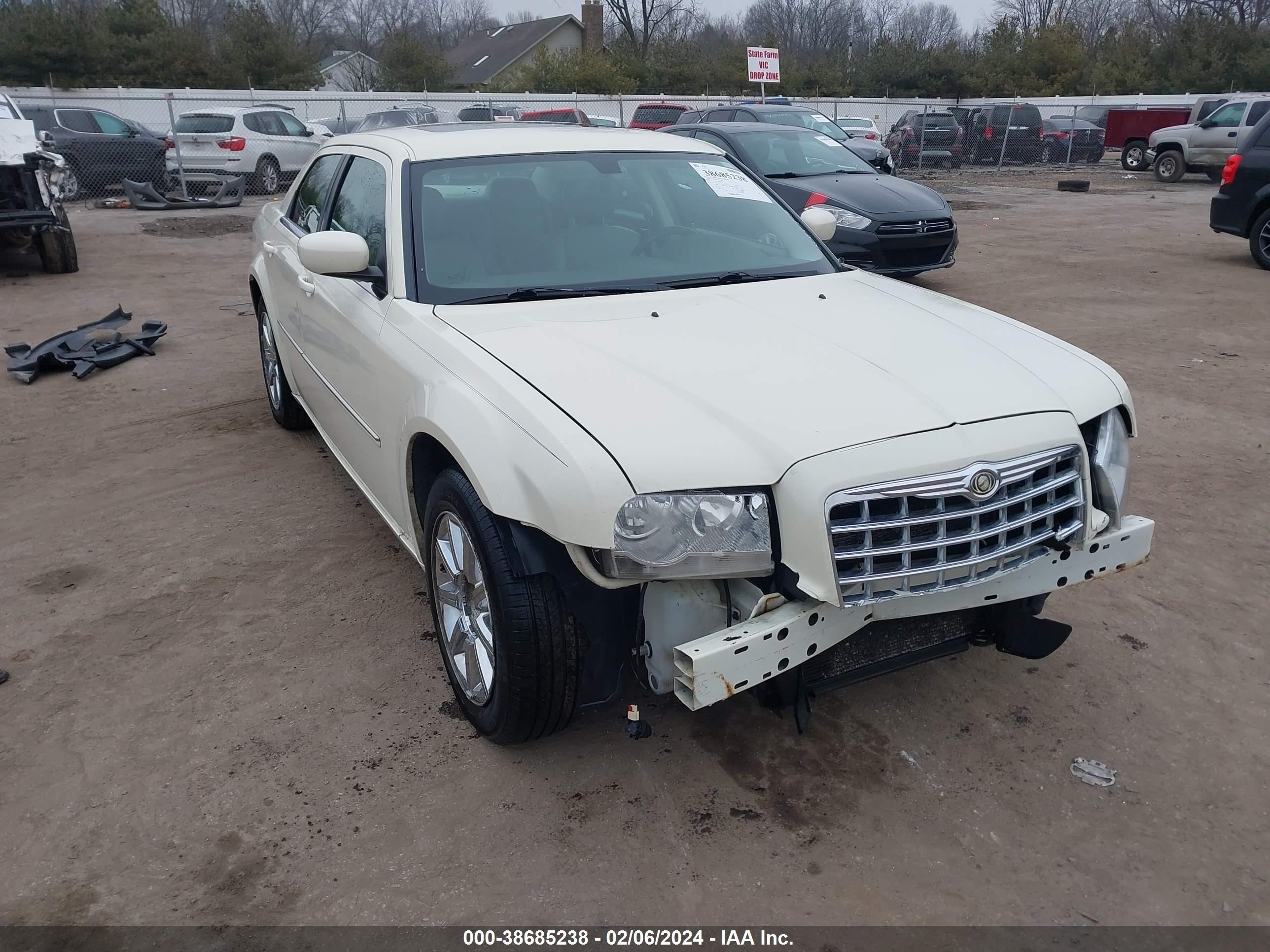 CHRYSLER 300 2009 2c3la53v29h512192