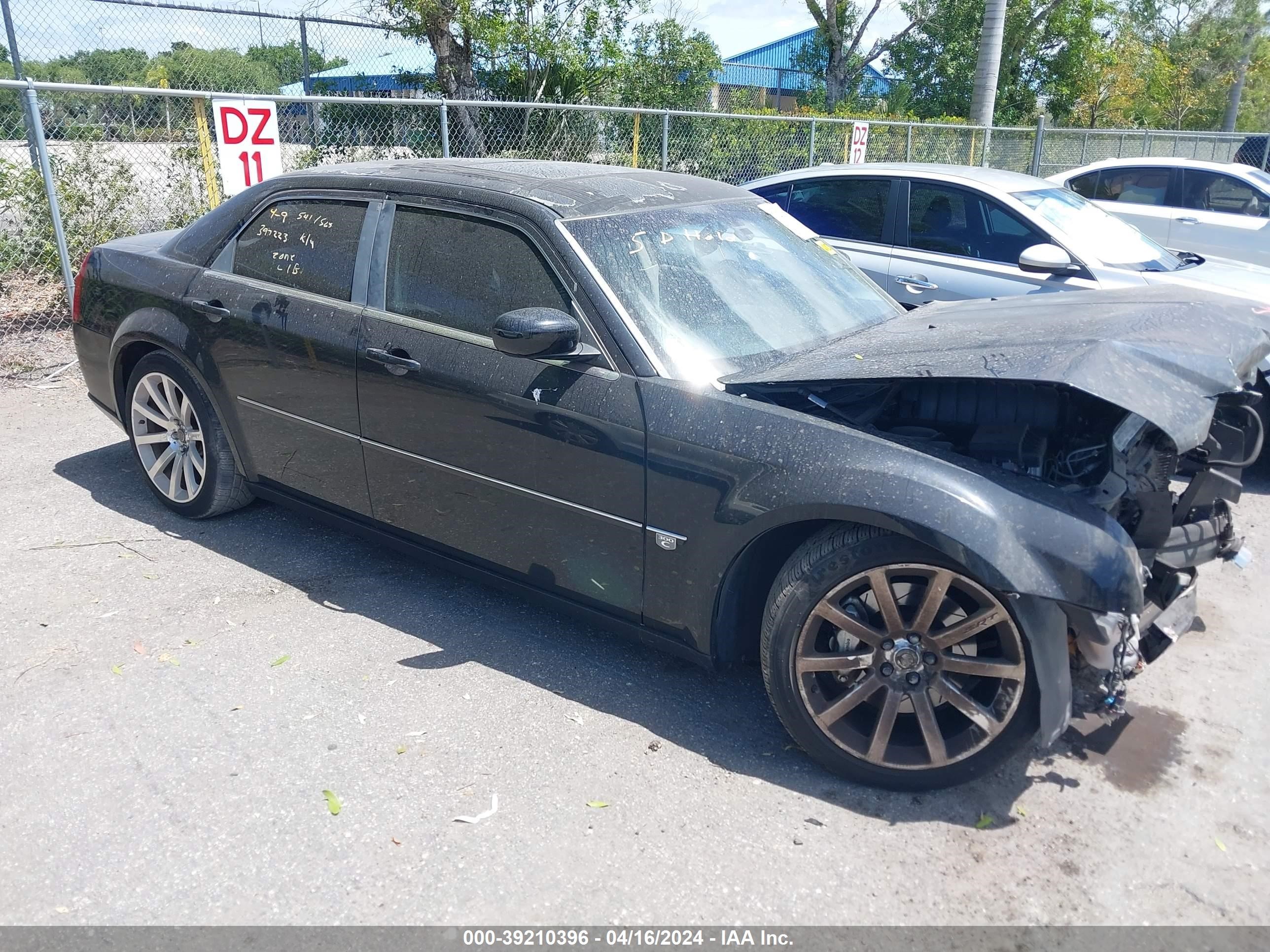 CHRYSLER 300C 2006 2c3la73w56h216096