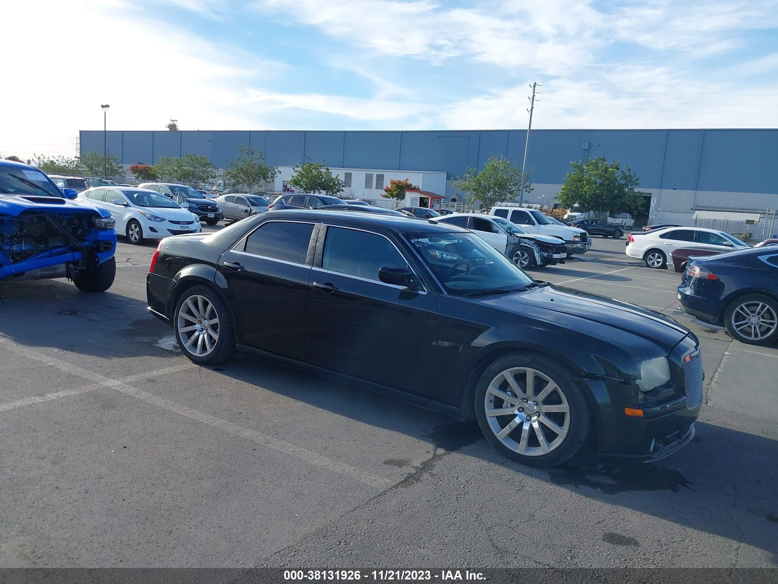 CHRYSLER 300C 2008 2c3la73w98h201636