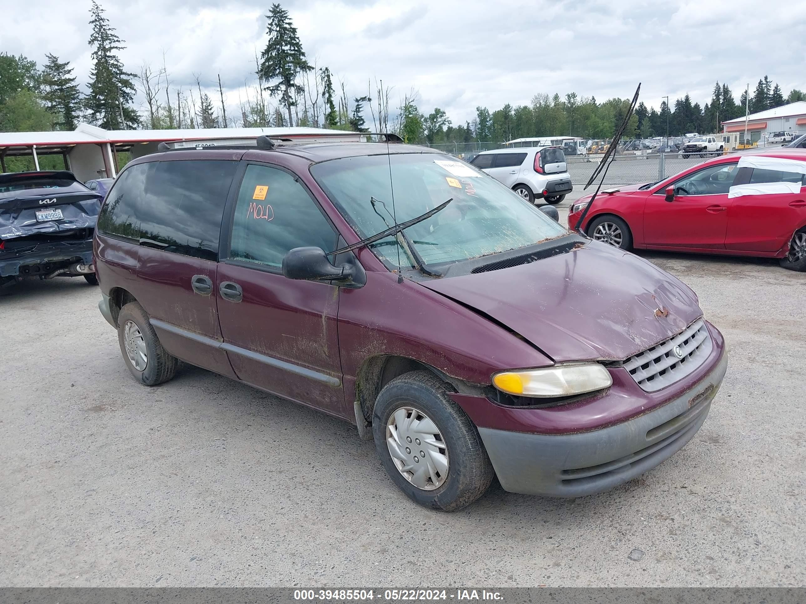 CHRYSLER VOYAGER 2000 2c4fj25b4yr736390