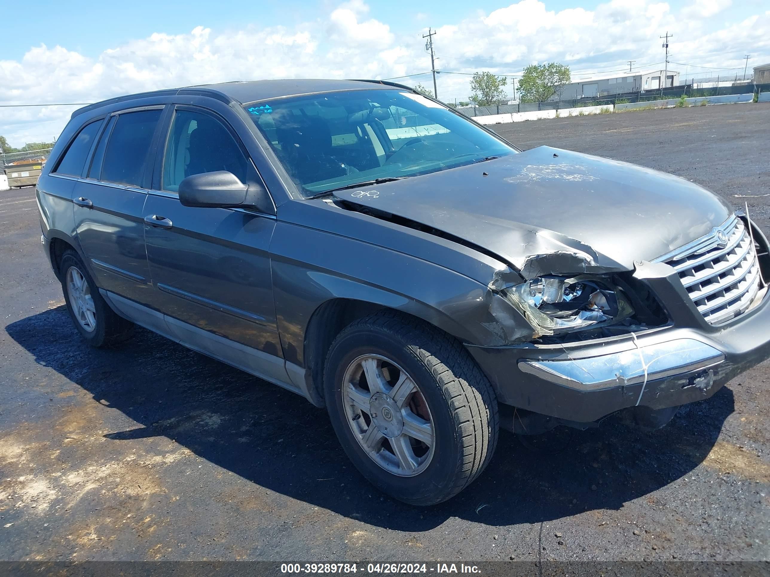 CHRYSLER PACIFICA 2004 2c4gm68404r564952