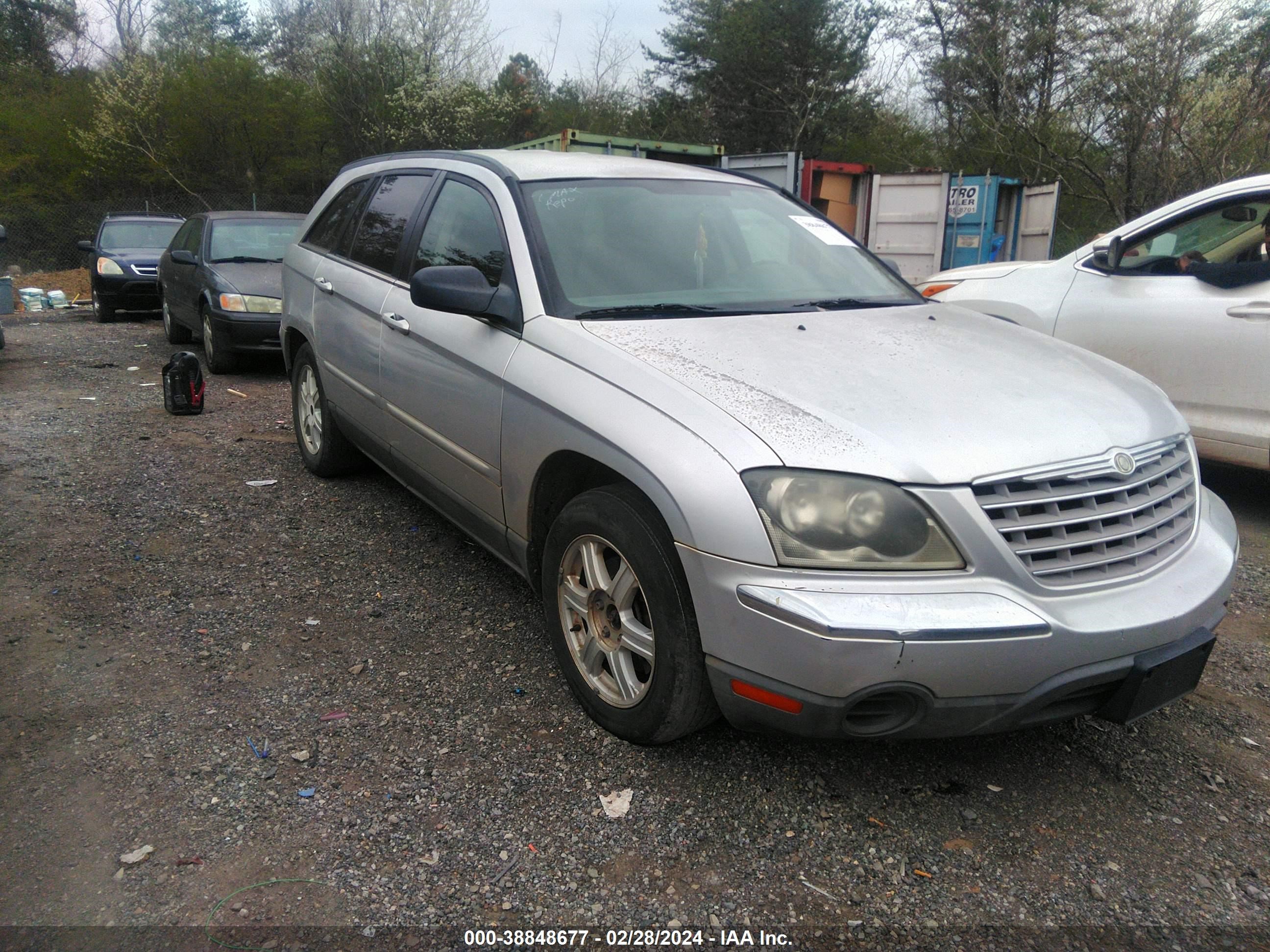 CHRYSLER PACIFICA 2005 2c4gm68415r568705