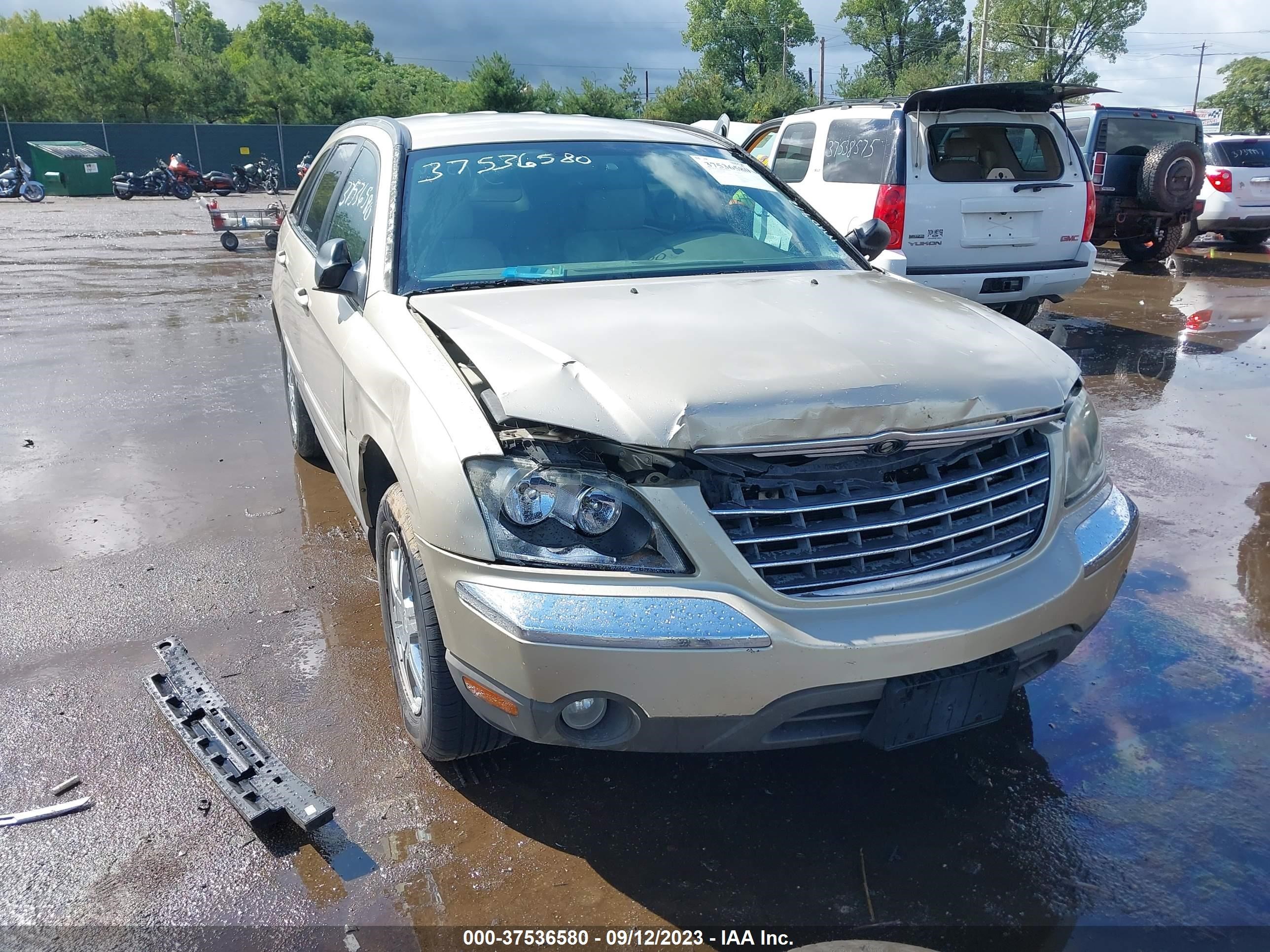 CHRYSLER PACIFICA 2005 2c4gm68425r507170