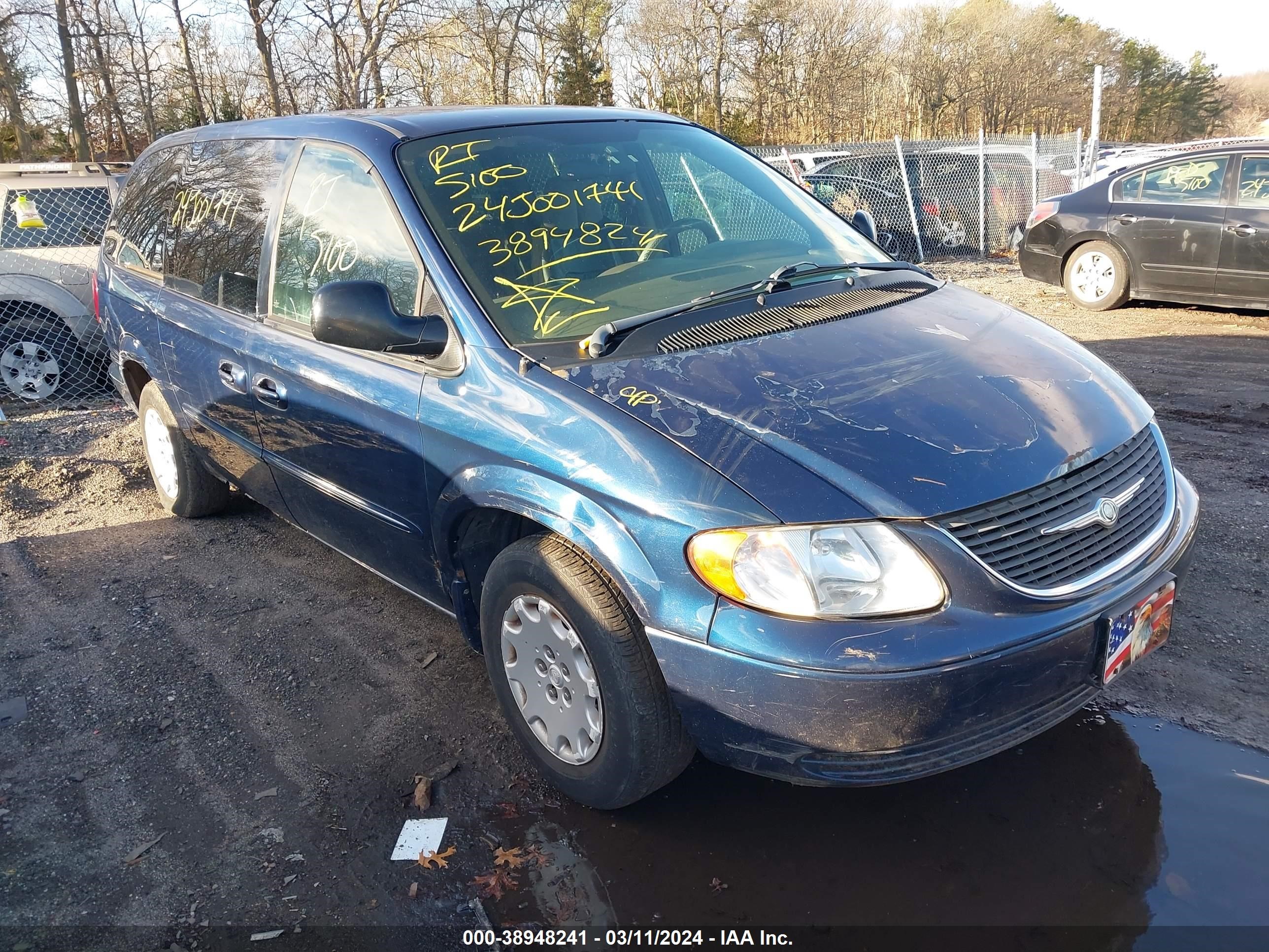 CHRYSLER TOWN & COUNTRY 2003 2c4gp34393r192609