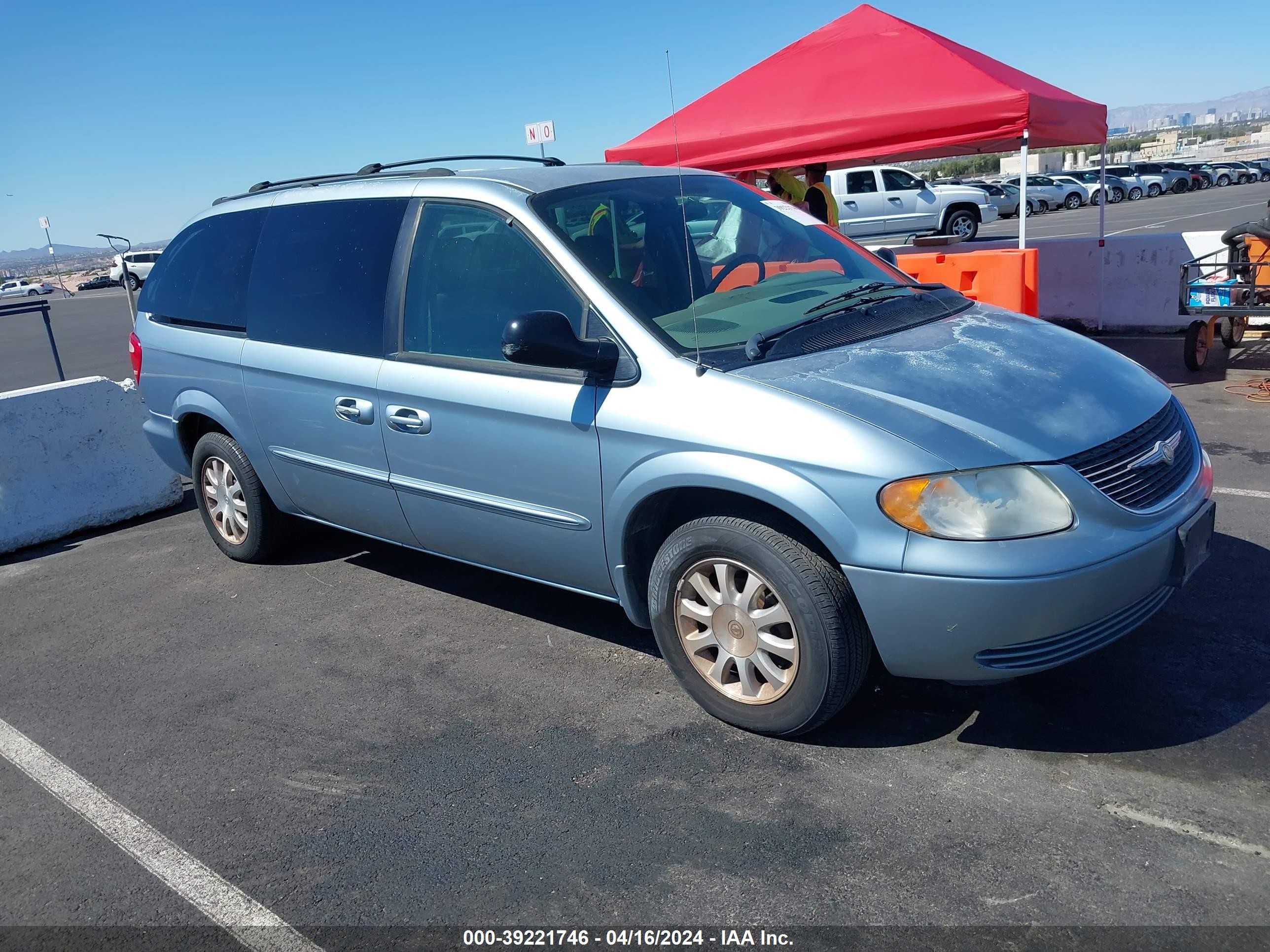 CHRYSLER TOWN & COUNTRY 2003 2c4gp44l43r146594