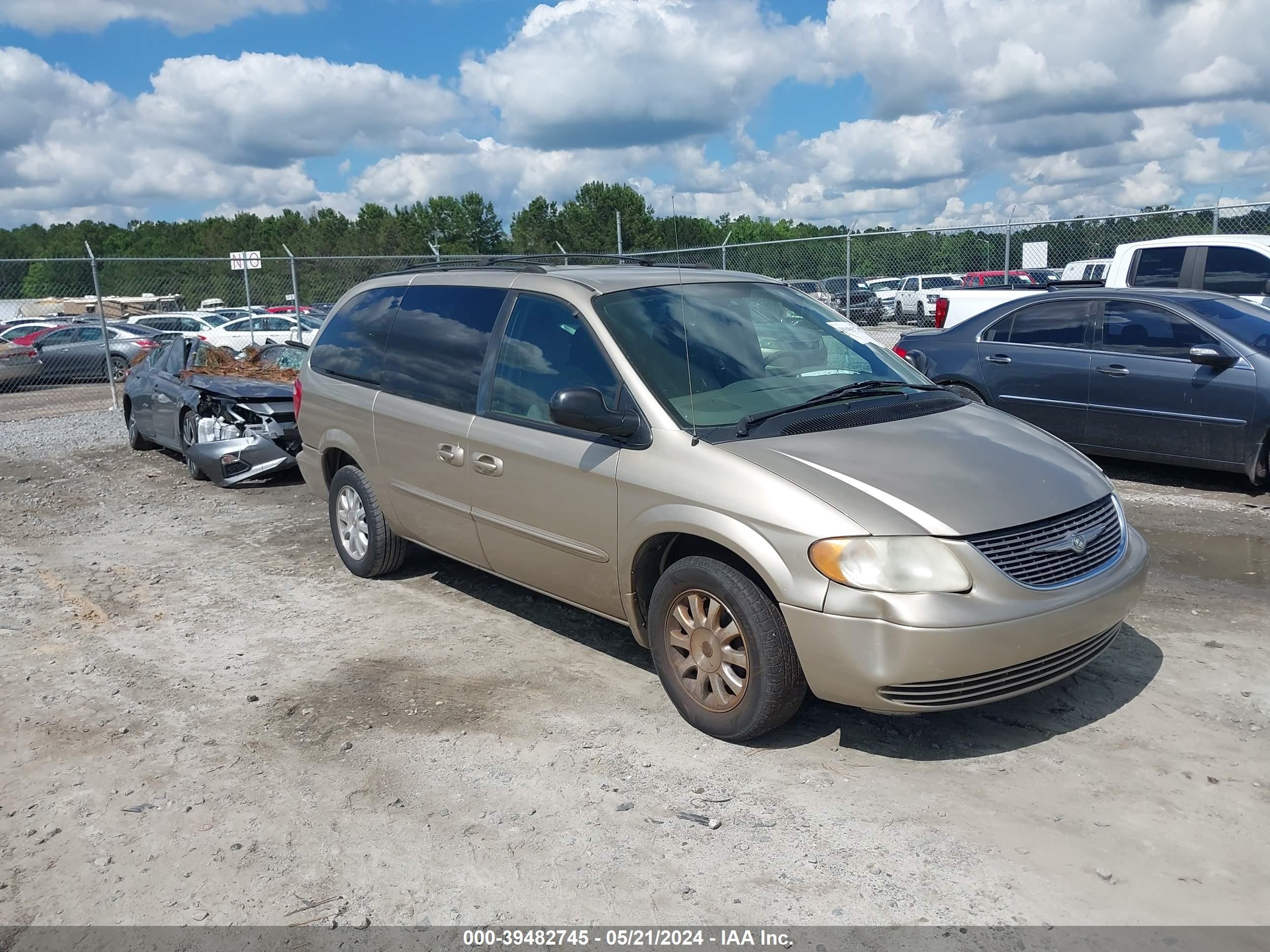 CHRYSLER TOWN & COUNTRY 2003 2c4gp44l43r282871