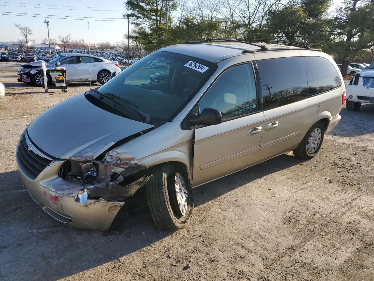 CHRYSLER TOWN & COUNTRY 2005 2c4gp44r55r232424