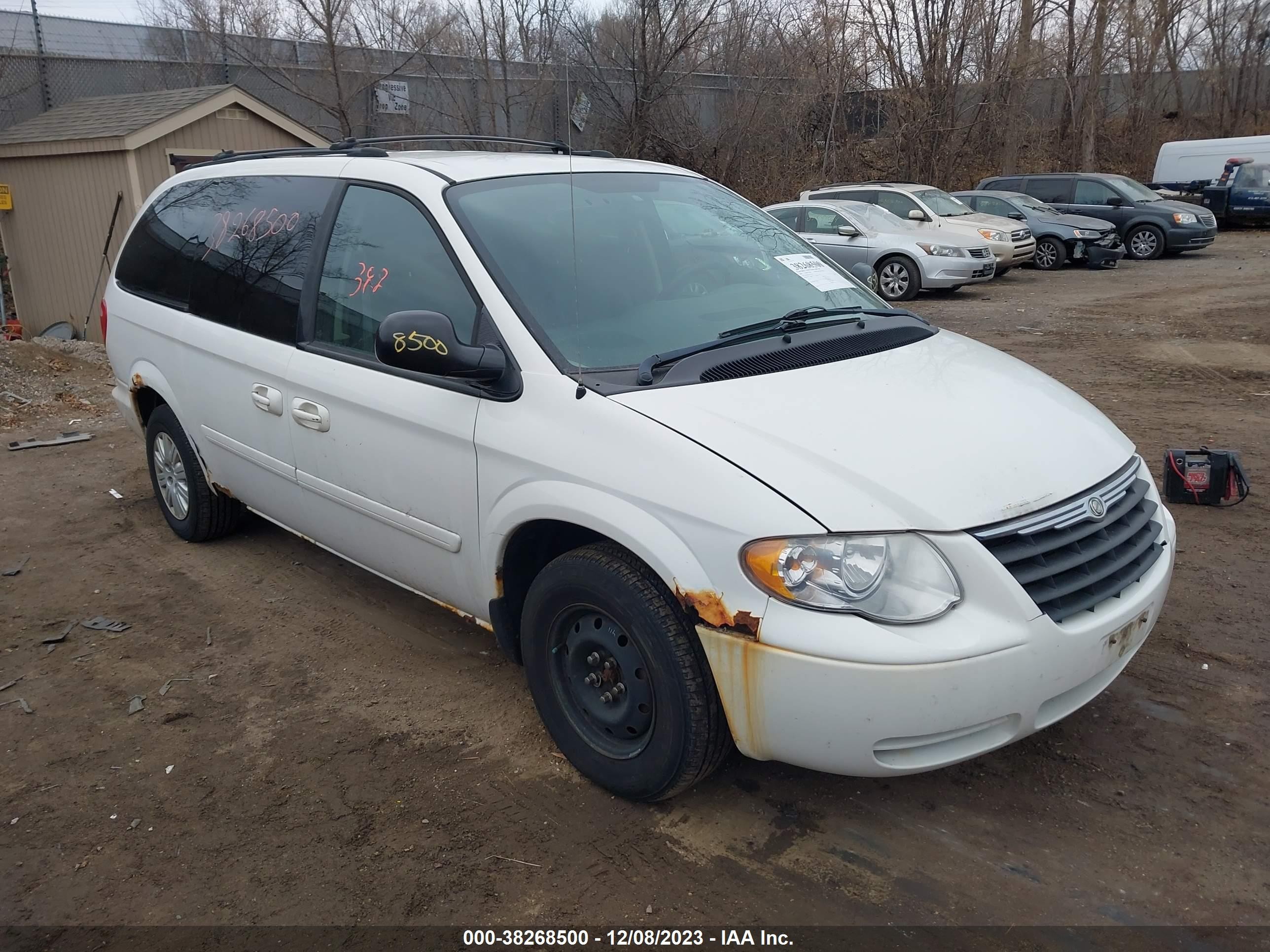 CHRYSLER TOWN & COUNTRY 2005 2c4gp44r75r231193