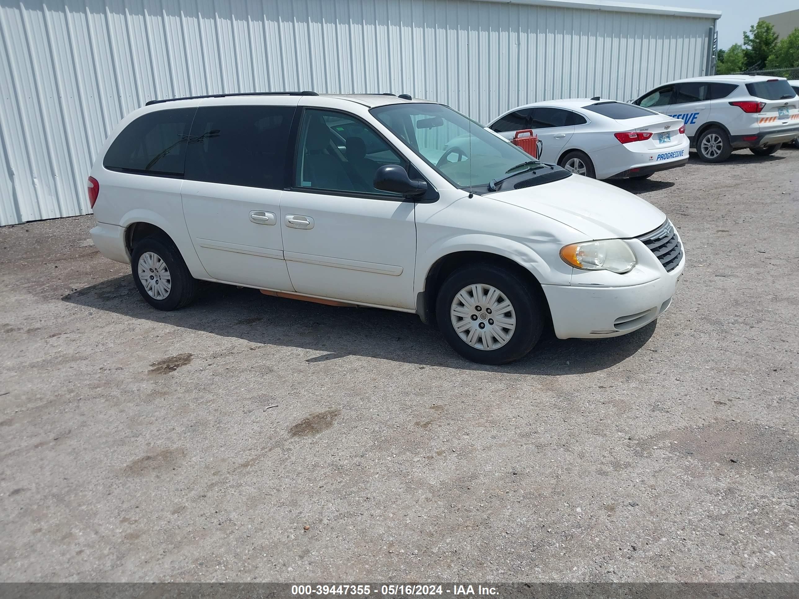 CHRYSLER TOWN & COUNTRY 2005 2c4gp44rx5r459964