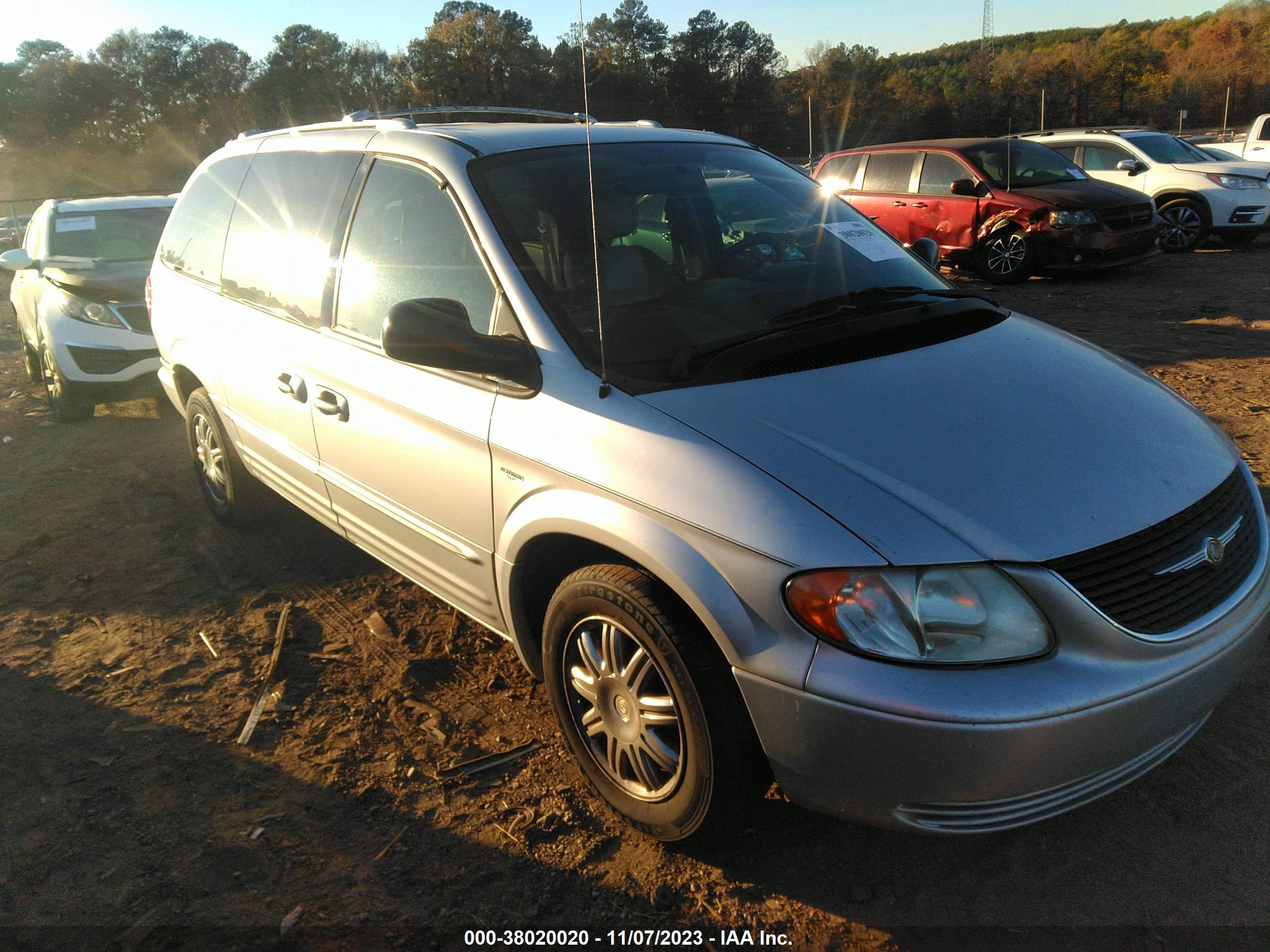 CHRYSLER TOWN & COUNTRY 2004 2c4gp54l14r532817