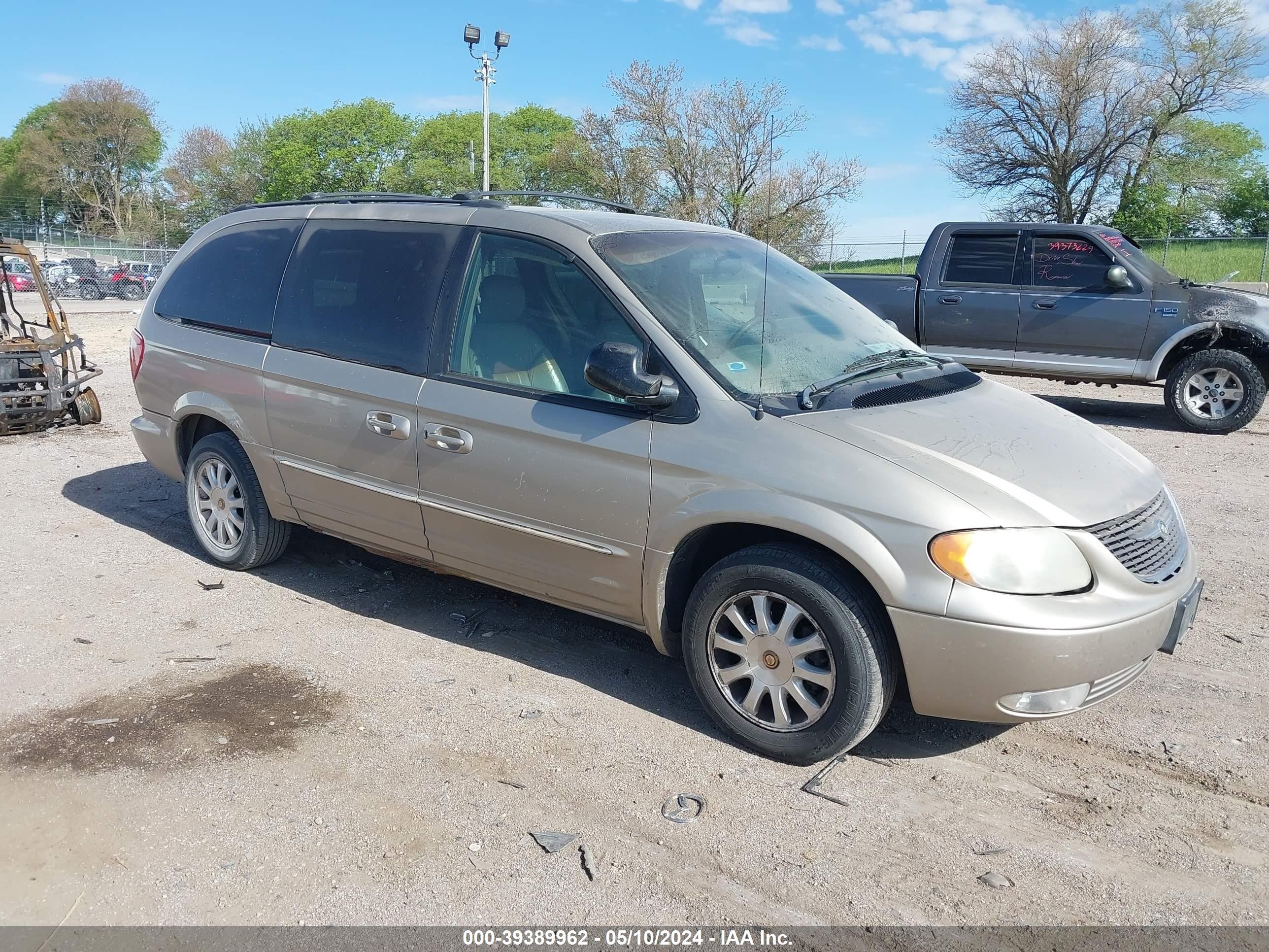 CHRYSLER TOWN & COUNTRY 2002 2c4gp54l32r729436