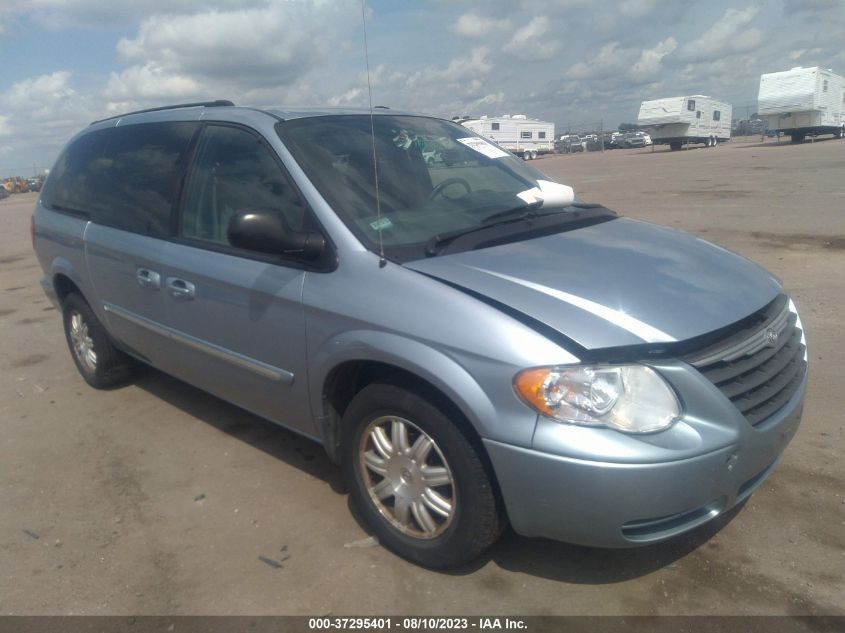 CHRYSLER TOWN & COUNTRY 2005 2c4gp54l35r184729