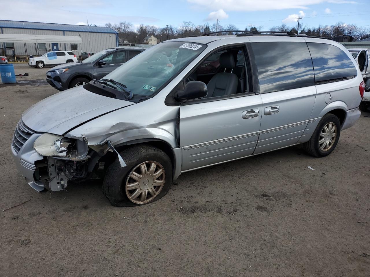 CHRYSLER TOWN & COUNTRY 2005 2c4gp54l45r524423