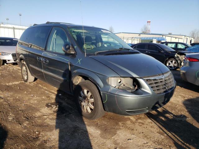 CHRYSLER TOWN &AMP COU 2005 2c4gp54l45r526527