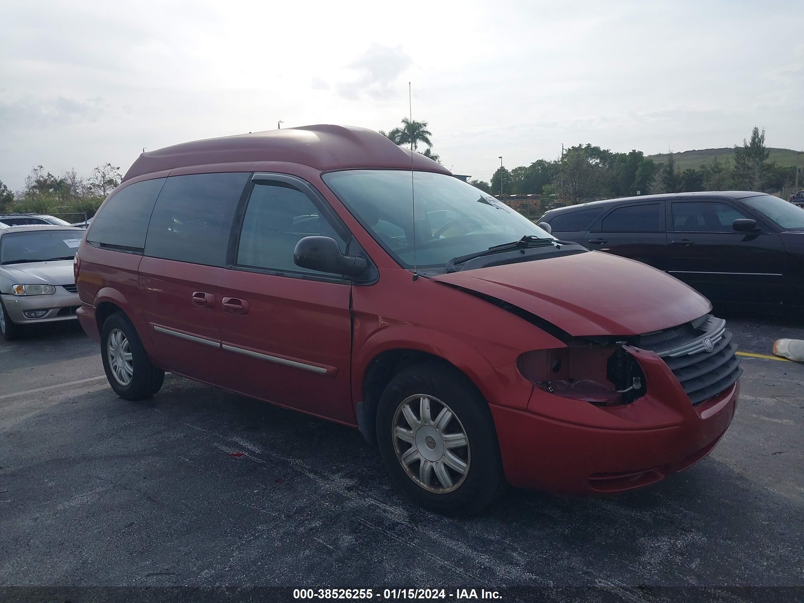 CHRYSLER TOWN & COUNTRY 2005 2c4gp54l65r176849