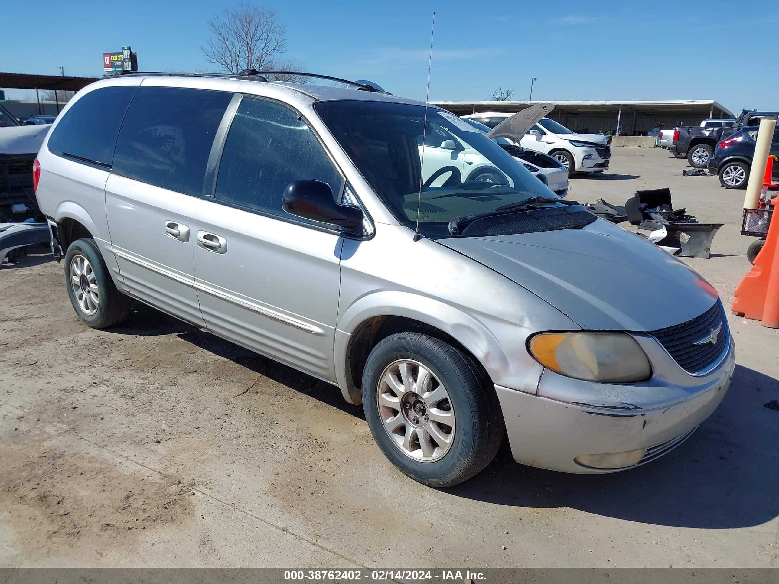 CHRYSLER TOWN & COUNTRY 2003 2c4gp54l93r228424