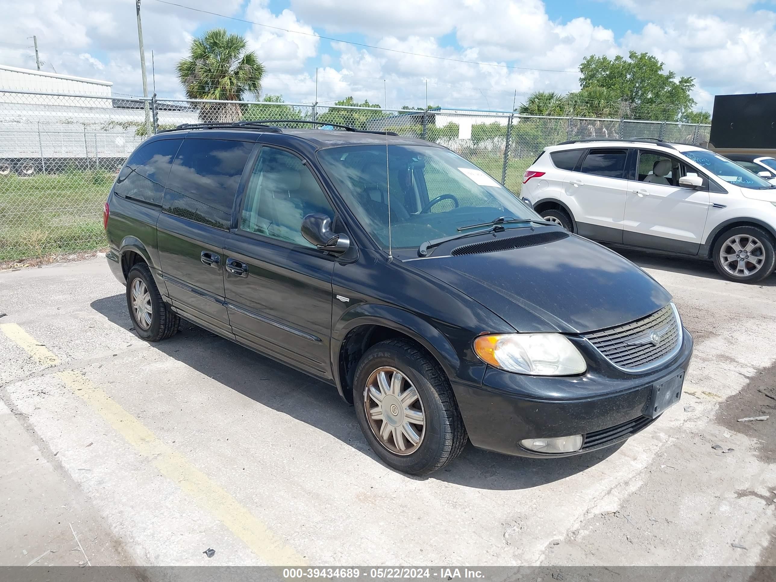 CHRYSLER TOWN & COUNTRY 2004 2c4gp54l94r518275