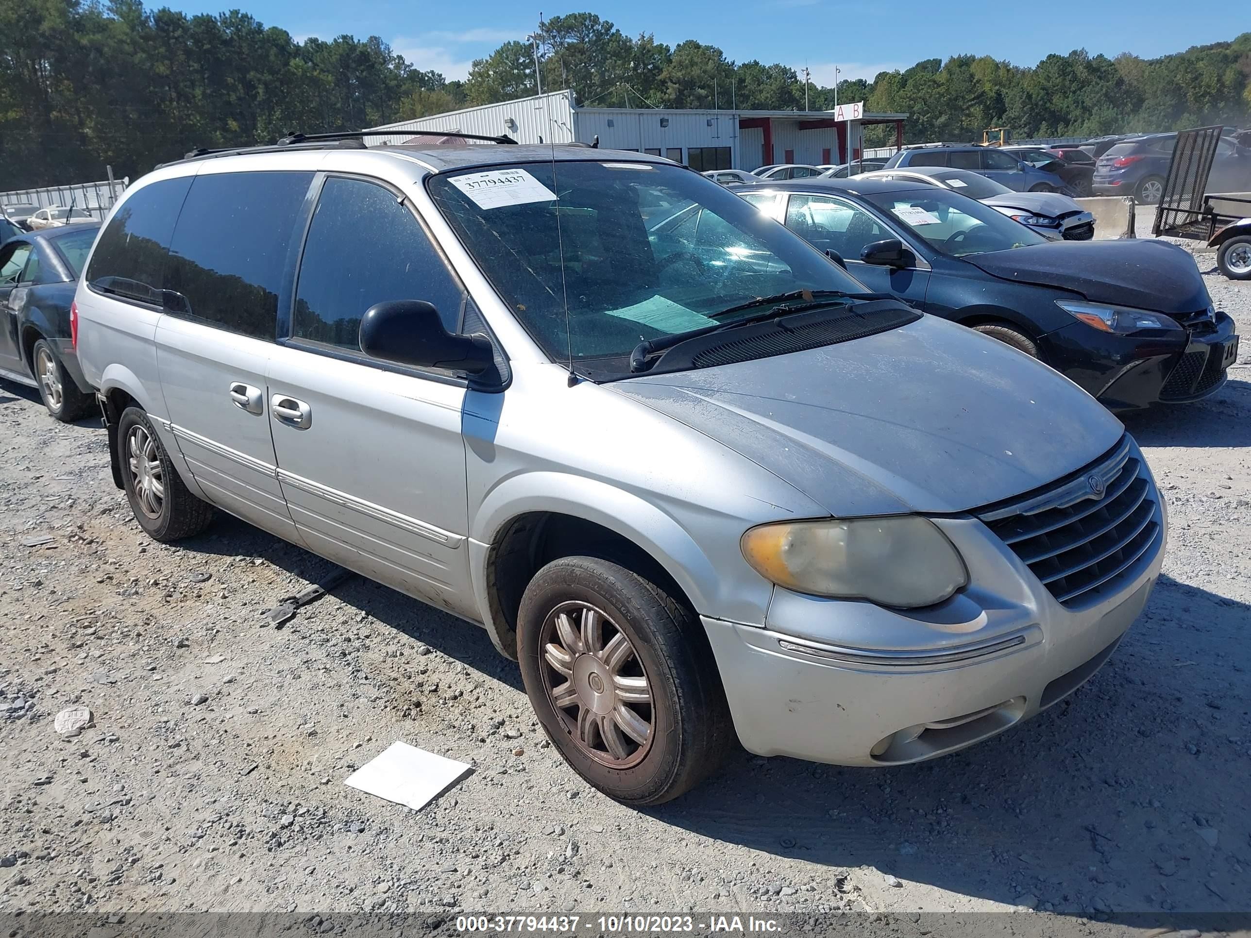 CHRYSLER TOWN & COUNTRY 2005 2c4gp54lx5r127704