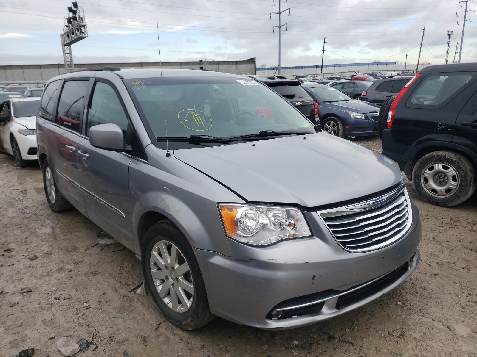 CHRYSLER TOWN &AMP COU 2015 2c4rc1bg0fr661718