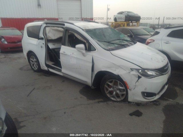 CHRYSLER PACIFICA 2017 2c4rc1bg0hr501261