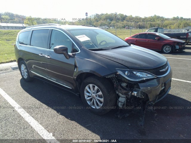 CHRYSLER PACIFICA 2017 2c4rc1bg0hr516472